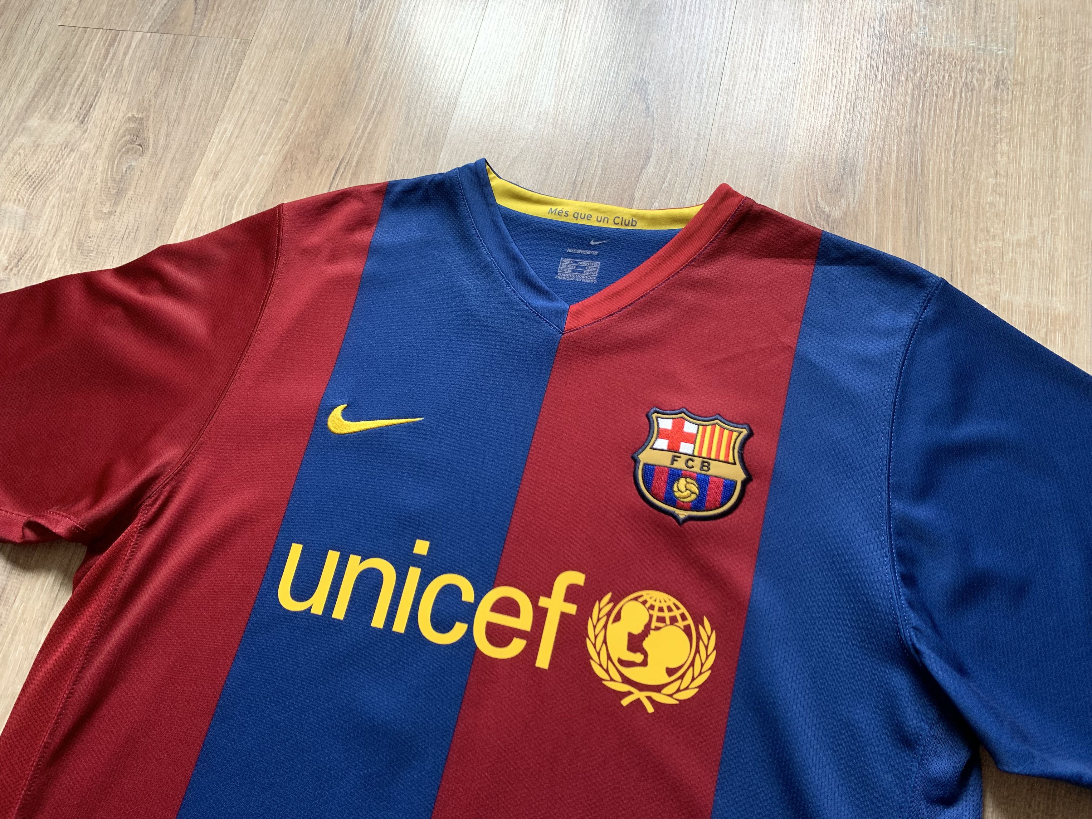 Nike Nike Barcelona Home Shirt #3 2006-2007 Size US L / EU 52-54 / 3 - 4 Thumbnail