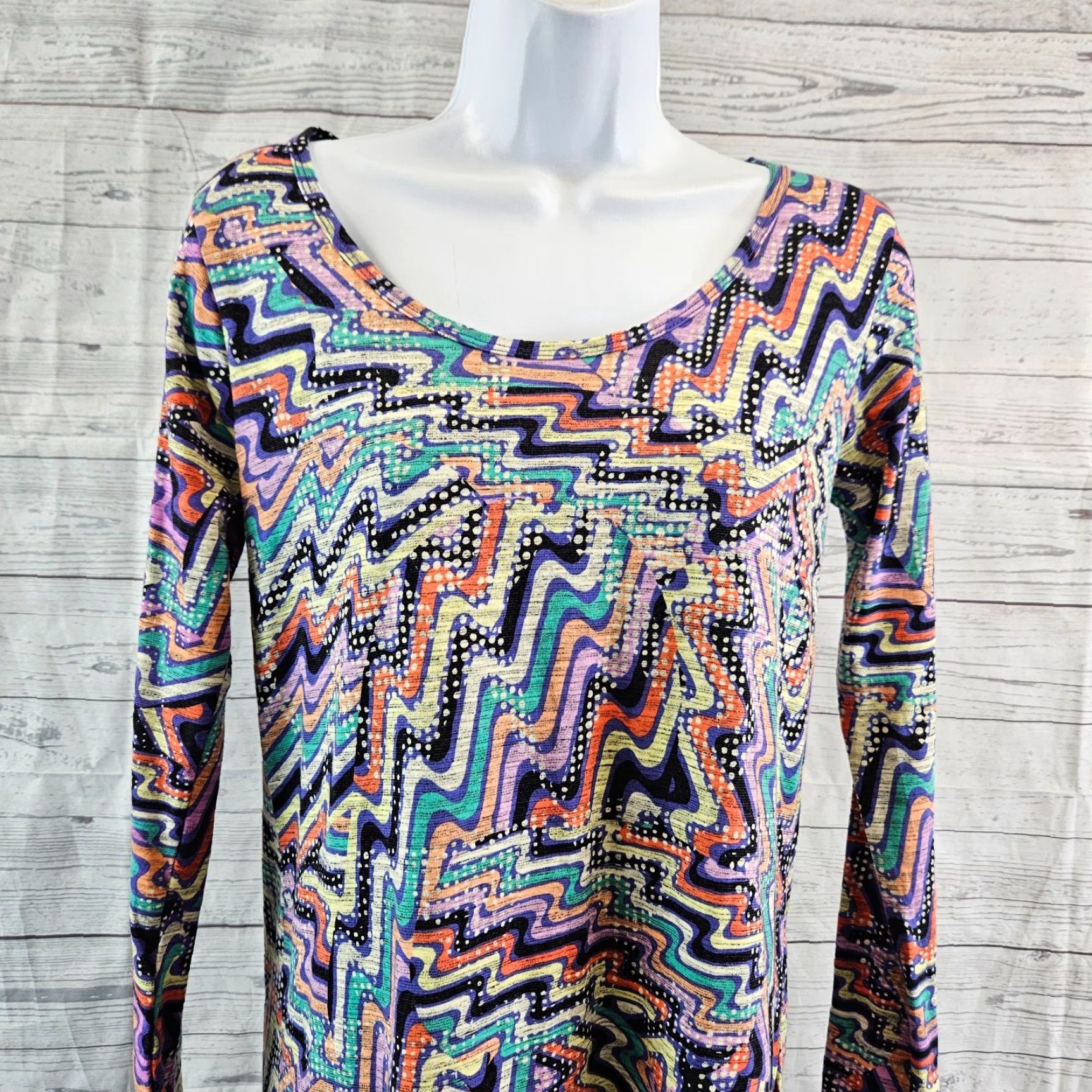 Vintage VINTAGE LuLaRoe Womens Lynnae Top XS Purple Yellow Long Sleeve Cotton Blend Size XS / US 0-2 / IT 36-38 - 3 Thumbnail
