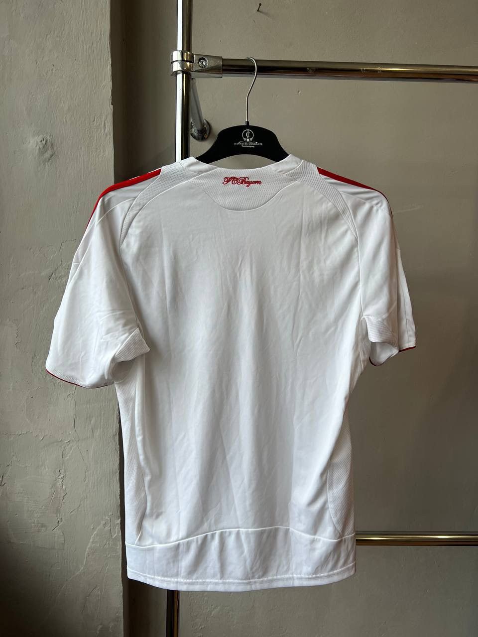 Adidas 2008/09 BAYERN MUNICH AWAY ULC SOCCER FOOTBALL JERSEY SHIRT Size US S / EU 44-46 / 1 - 15 Thumbnail