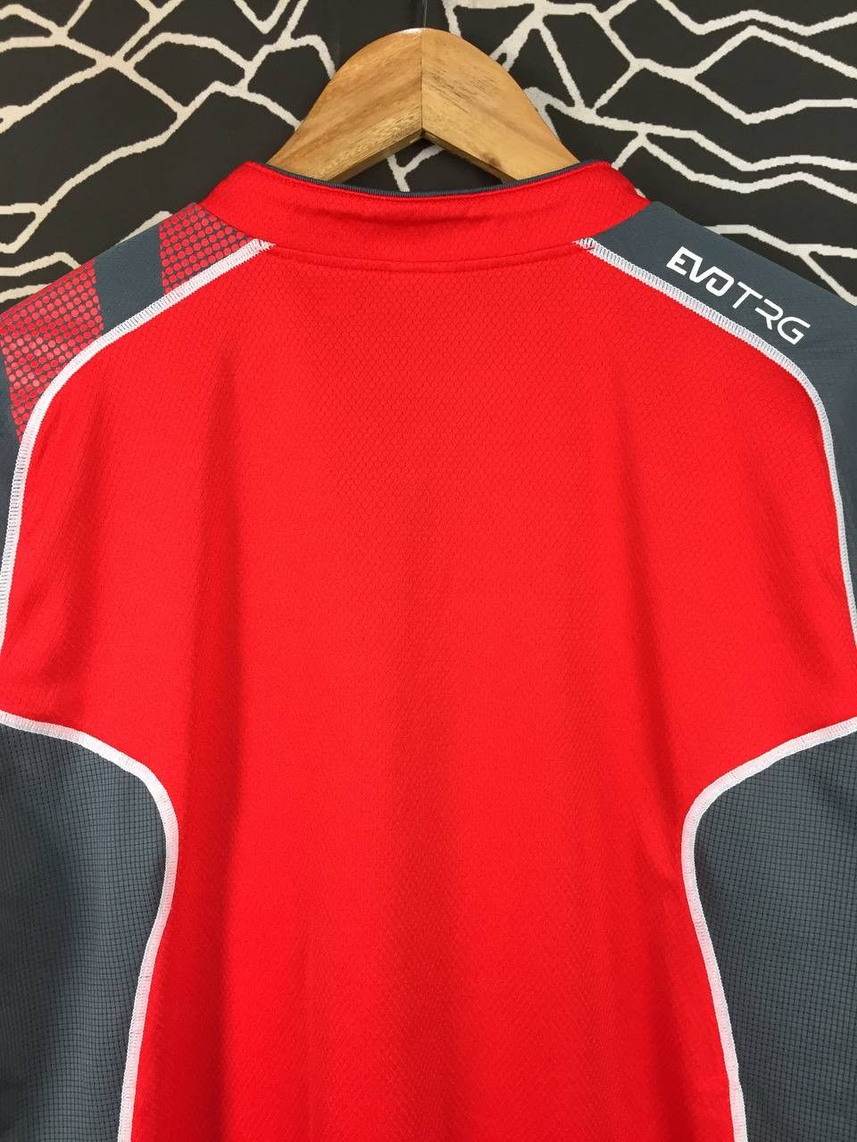 Puma PUMA EVOTRG DryCell Long-Sleeve Soccer Training Jersey Size US L / EU 52-54 / 3 - 7 Thumbnail