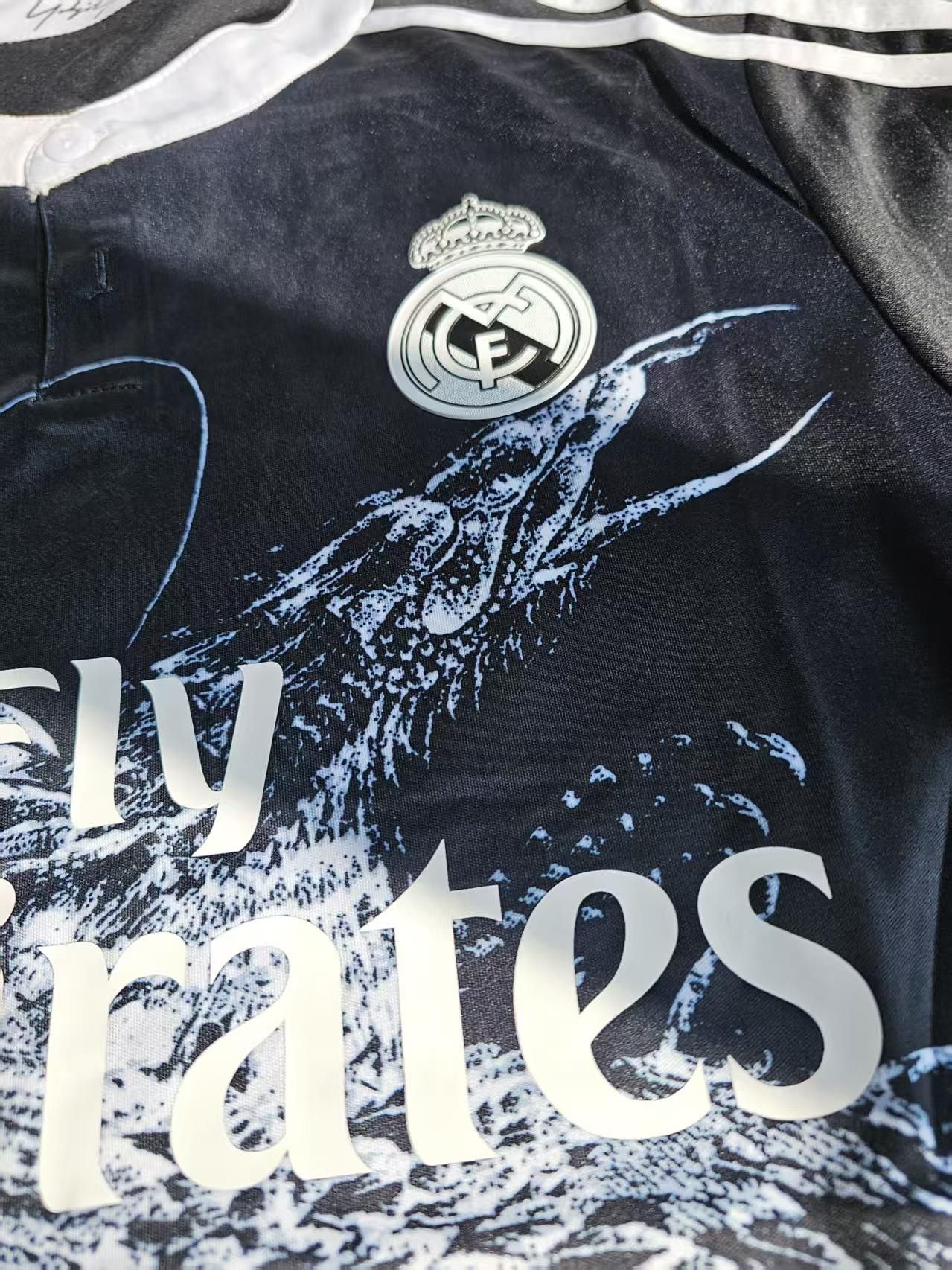 Other 2014 2015 Real Madrid Jersey Away Size US M / EU 48-50 / 2 - 2 Thumbnail
