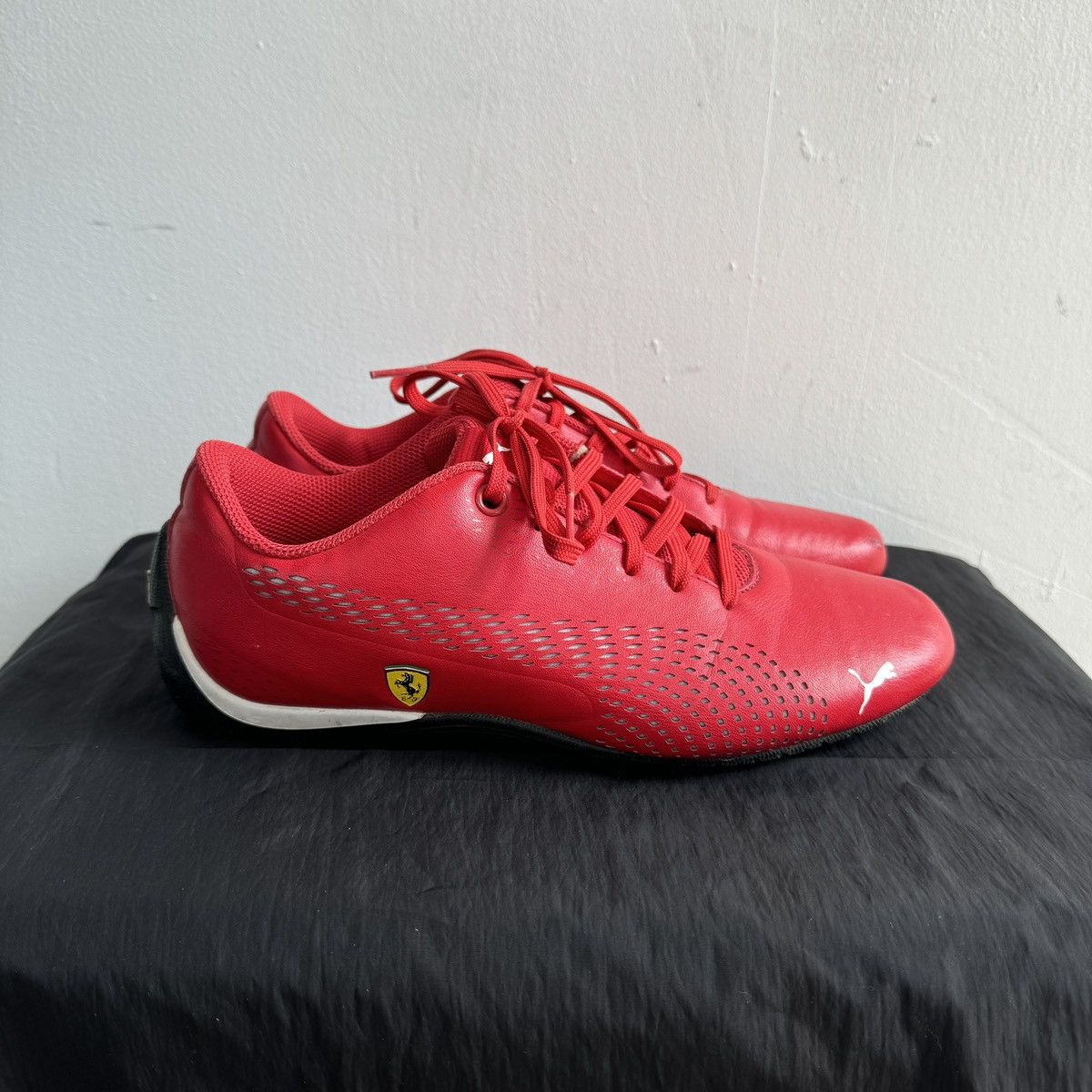 Ferrari × Puma PUMA Scuderia Ferrari Drift Cat Delta Trainers Size US 7.5 / IT 37.5 - 1 Thumbnail
