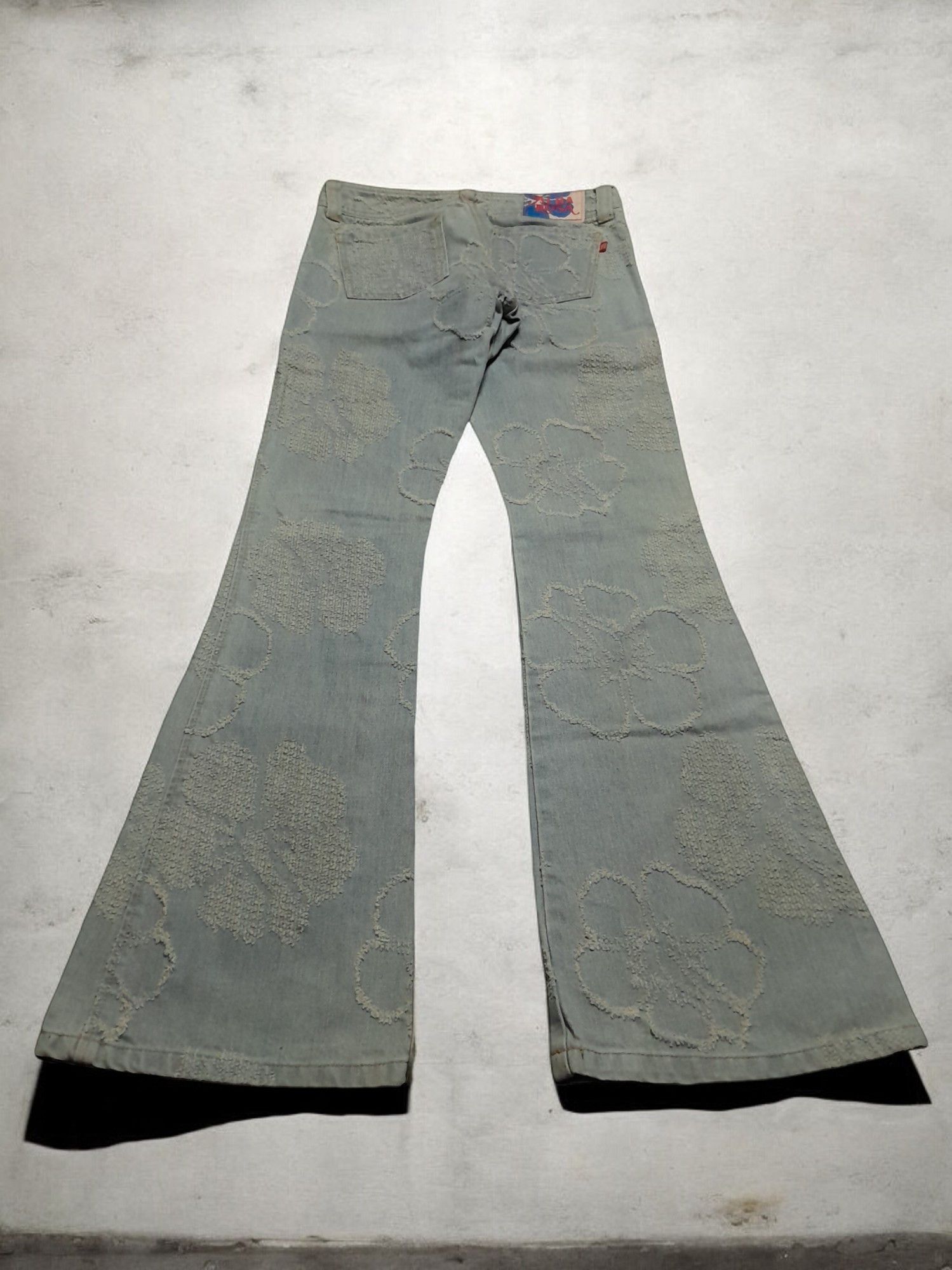 Japanese Brand × Tornado Mart Alba Rosa Pattern Flare Jeans Size US 30 / EU 46 - 2 Thumbnail