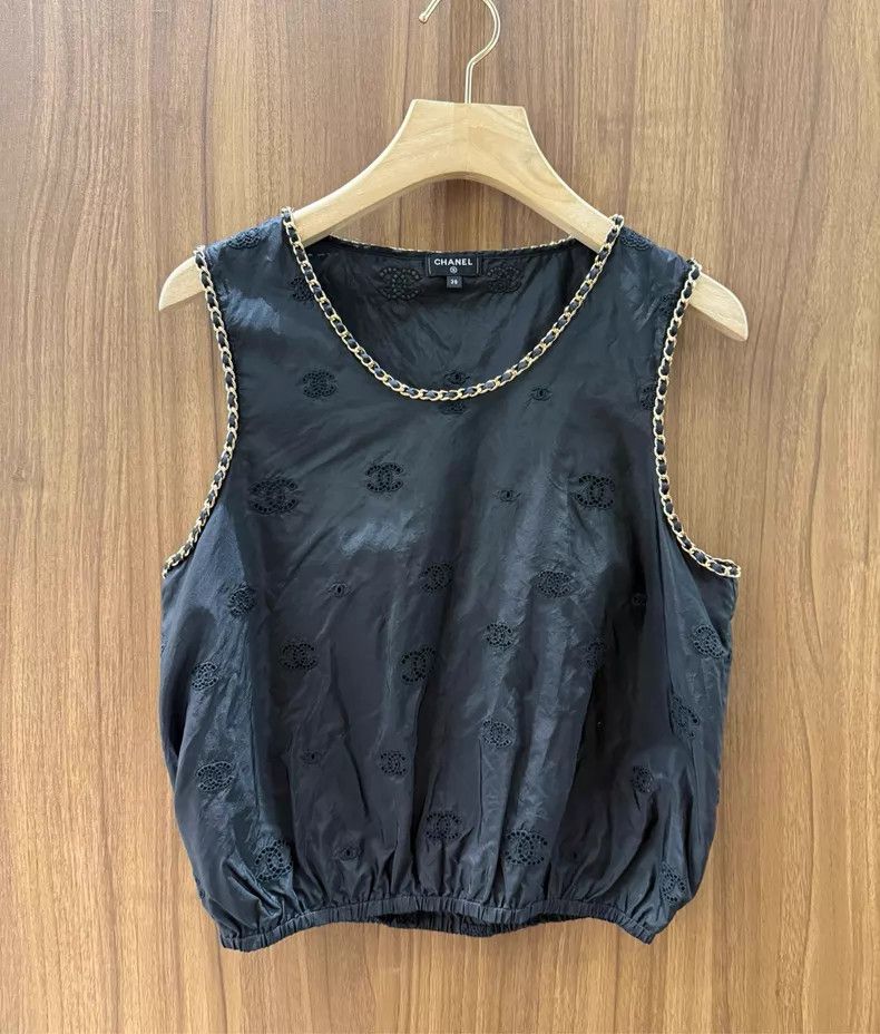 Chanel Chanel Black silk hollow chain vest Size XS / US 0-2 / IT 36-38 - 1 Thumbnail