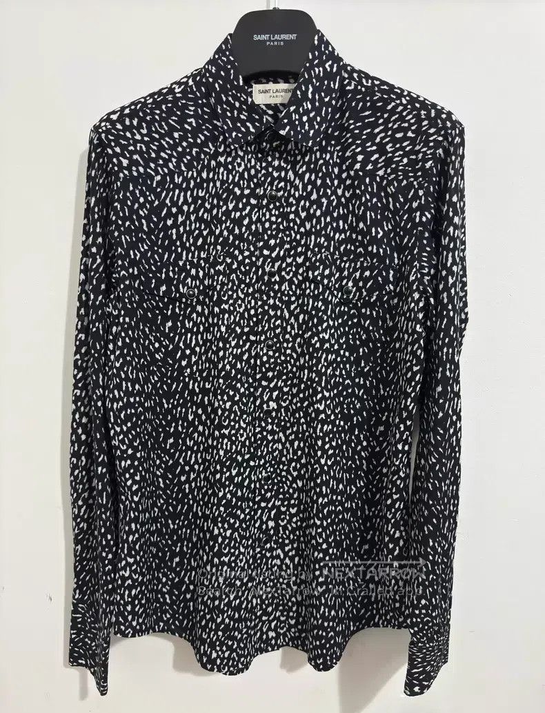 Saint Laurent Paris Saint Laurent Paris Cotton black and white cat-eye button Size XS / US 0-2 / IT 36-38 - 1 Thumbnail