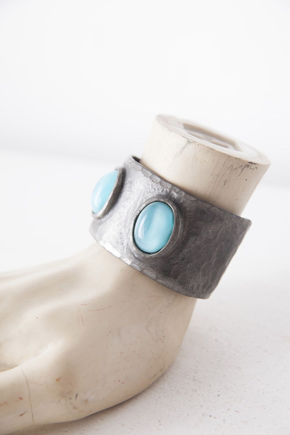 Vintage Vintage bracelet with blue stones Size ONE SIZE - 4 Thumbnail