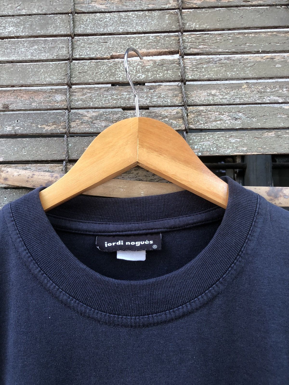 Designer Vintage 90s Jordi Nogues Barcelona Tshirts Size US L / EU 52-54 / 3 - 4 Thumbnail