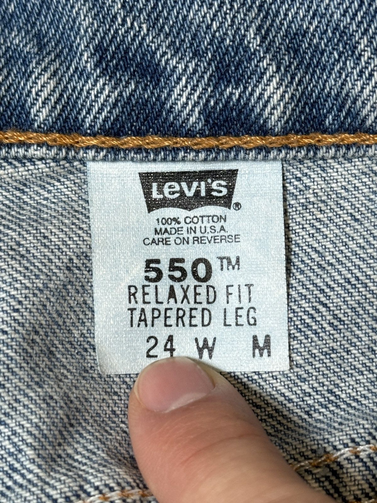 Levi's × Levi's Vintage Clothing × Vintage Vintage 90s Levi’s 550 Relaxed Taper 42x34 Light Wash Jeans Size 42" / US 20 - 4 Thumbnail