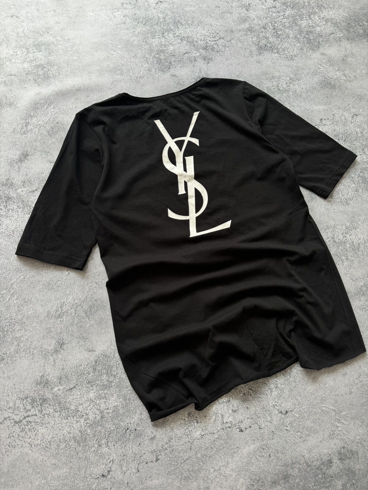 Yves Saint Laurent Yves Saint Laurent Uniform cropped T-Shirt size S Size S / US 4 / IT 40 - 3 Thumbnail