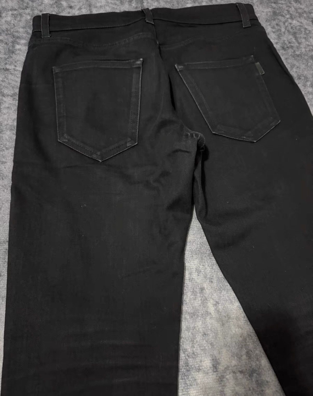 Saint Laurent Paris Saint Laurent 18FW "Cat Paw" Distressed Basic Denim Jeans Size US 30 / EU 46 - 4 Thumbnail