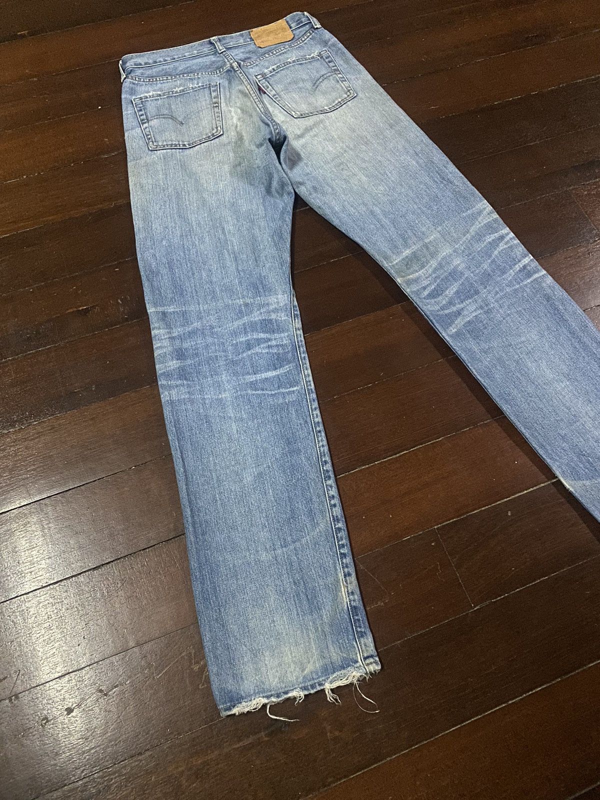 Levi's Vintage Clothing FIRE 🔥 VINTAGE 90s LEVIS BIG E 502 LVC distressed SELVEDGE Size US 33 - 12 Thumbnail