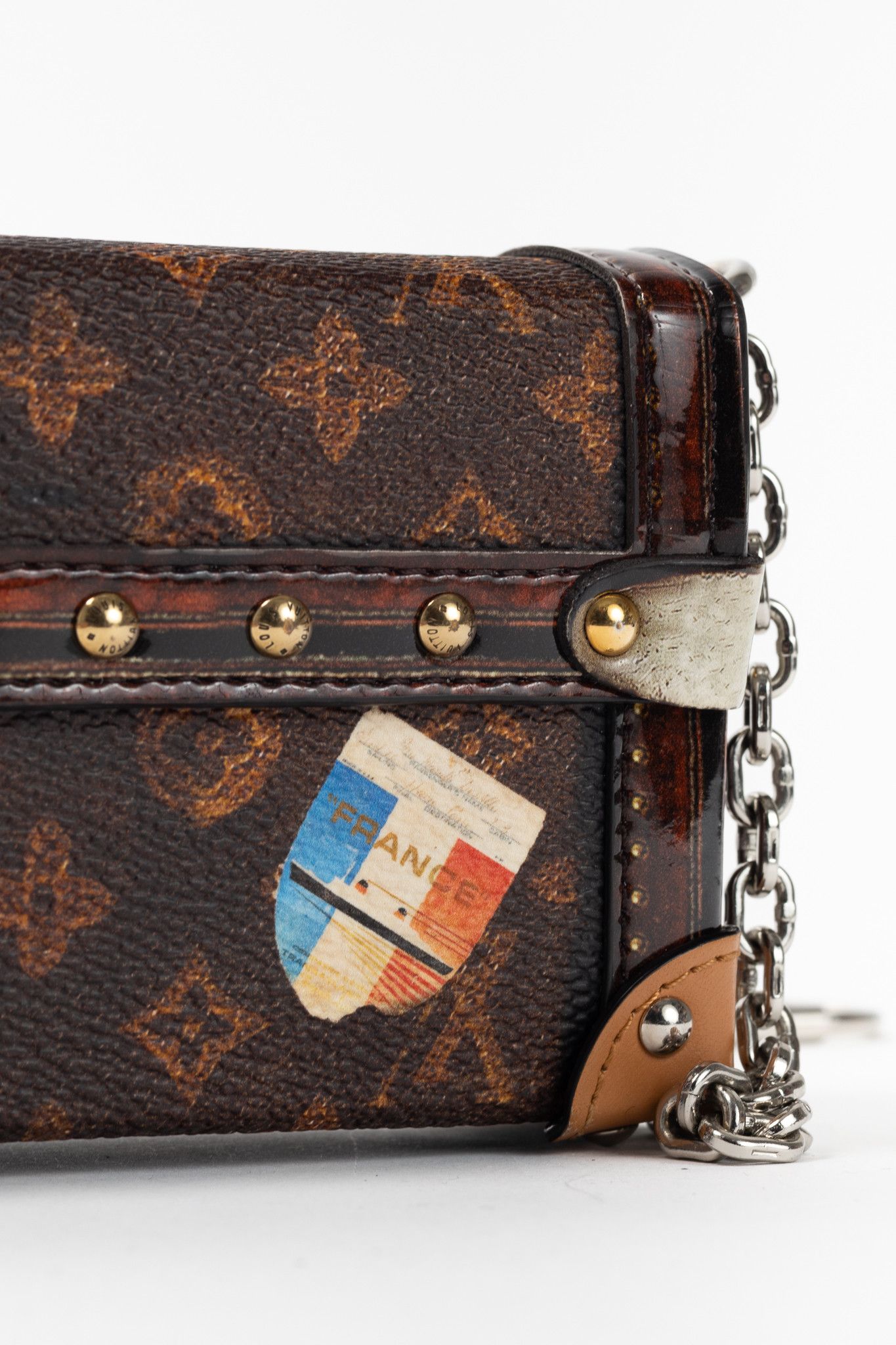 Louis Vuitton Louis Vuitton Essential Trunk Monogram Canvas Charm Size ONE SIZE - 7 Thumbnail