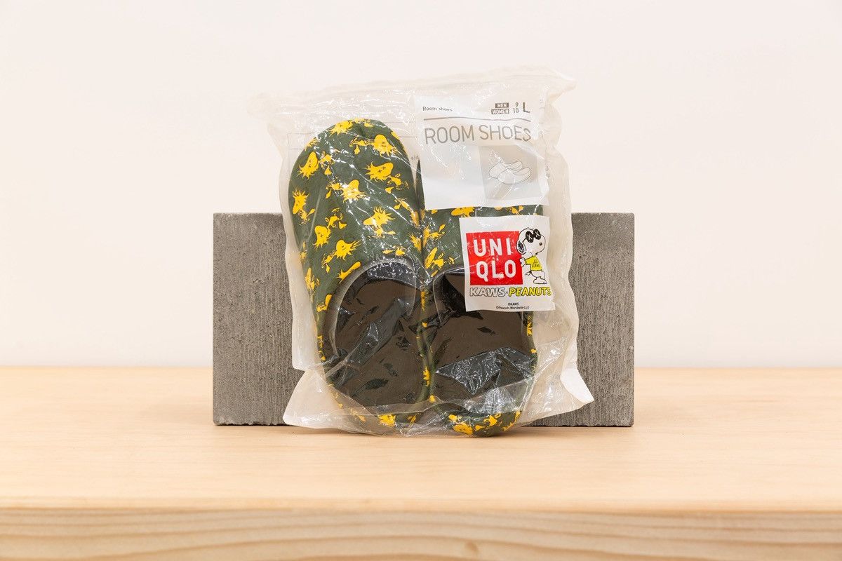 Kaws Kaws x Uniqlo Room Slippers Size US 9 / EU 42 - 1 Preview