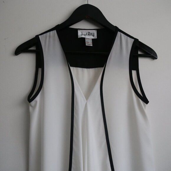 Joseph Ribkoff Joseph Ribkoff Monochrome Black White Waterfall Drape Blouse Size S / US 4 / IT 40 - 5 Thumbnail
