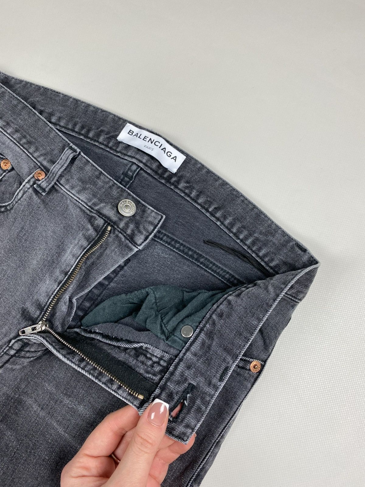 Balenciaga Balenciaga ladies distressed denim skinny biker jeans Size 28" / US 6 / IT 42 - 12 Thumbnail