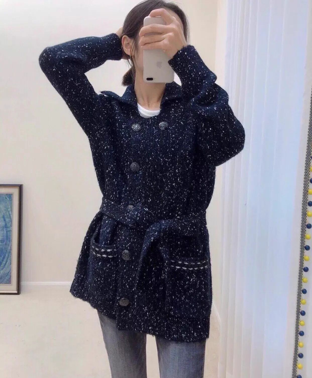 Chanel Chanel Women's B&W Snowflake Tweed Pearl Logo Jacket Size XS / US 0-2 / IT 36-38 - 2 Thumbnail