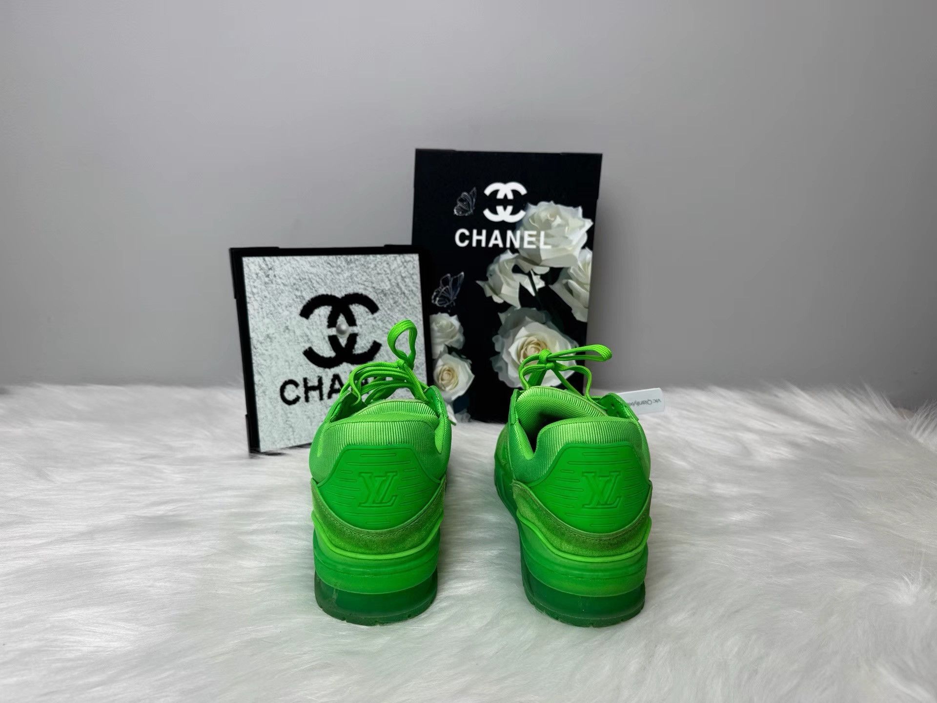 Louis Vuitton Louis Vuitton Lime Green Monogram Denim Low Top K36 Size US 6 / EU 39 - 3 Thumbnail