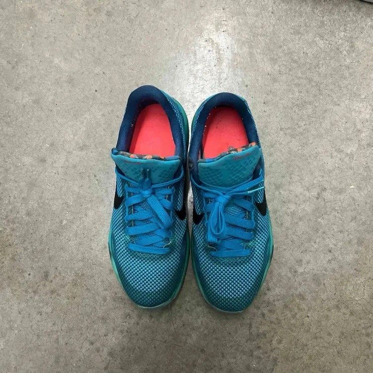 Nike Nike Kobe 10 GS 5AM Flight 726067403 Gs size 7Y/ 8.5 women Size US 8.5 / IT 38.5 - 3 Thumbnail