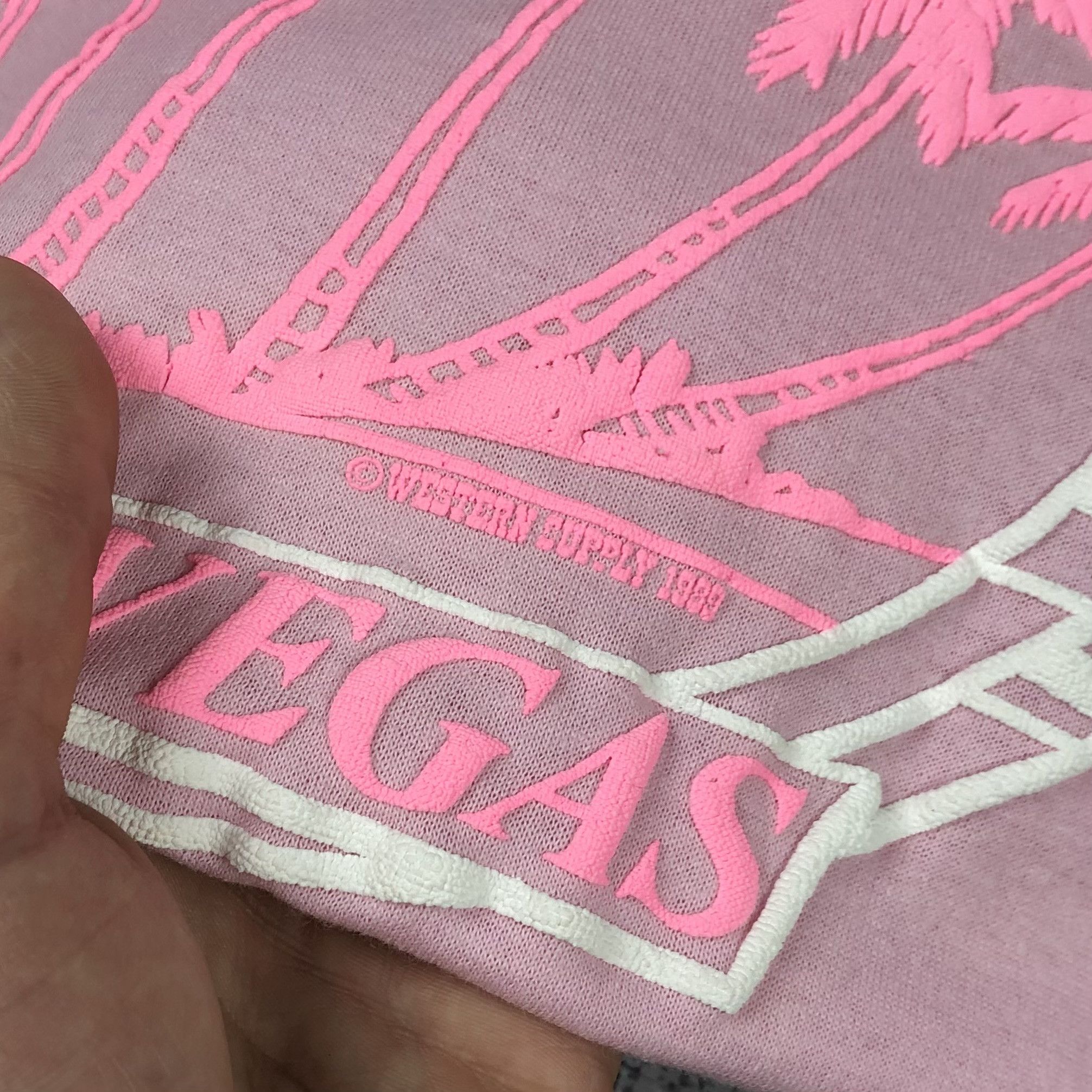 Vintage 1989 Las Vegas Puff Print Pink Tee Size US XL / EU 56 / 4 - 2 Thumbnail