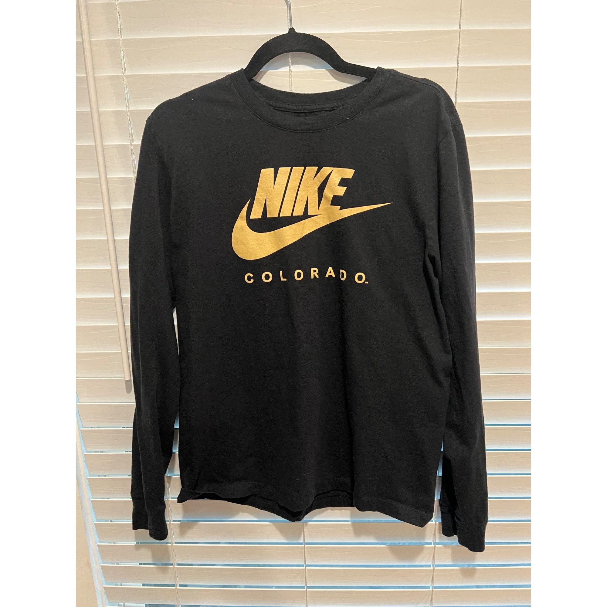 Nike Nike Colorado Buffalos T-Shirt - Size M Size US M / EU 48-50 / 2 - 1 Thumbnail