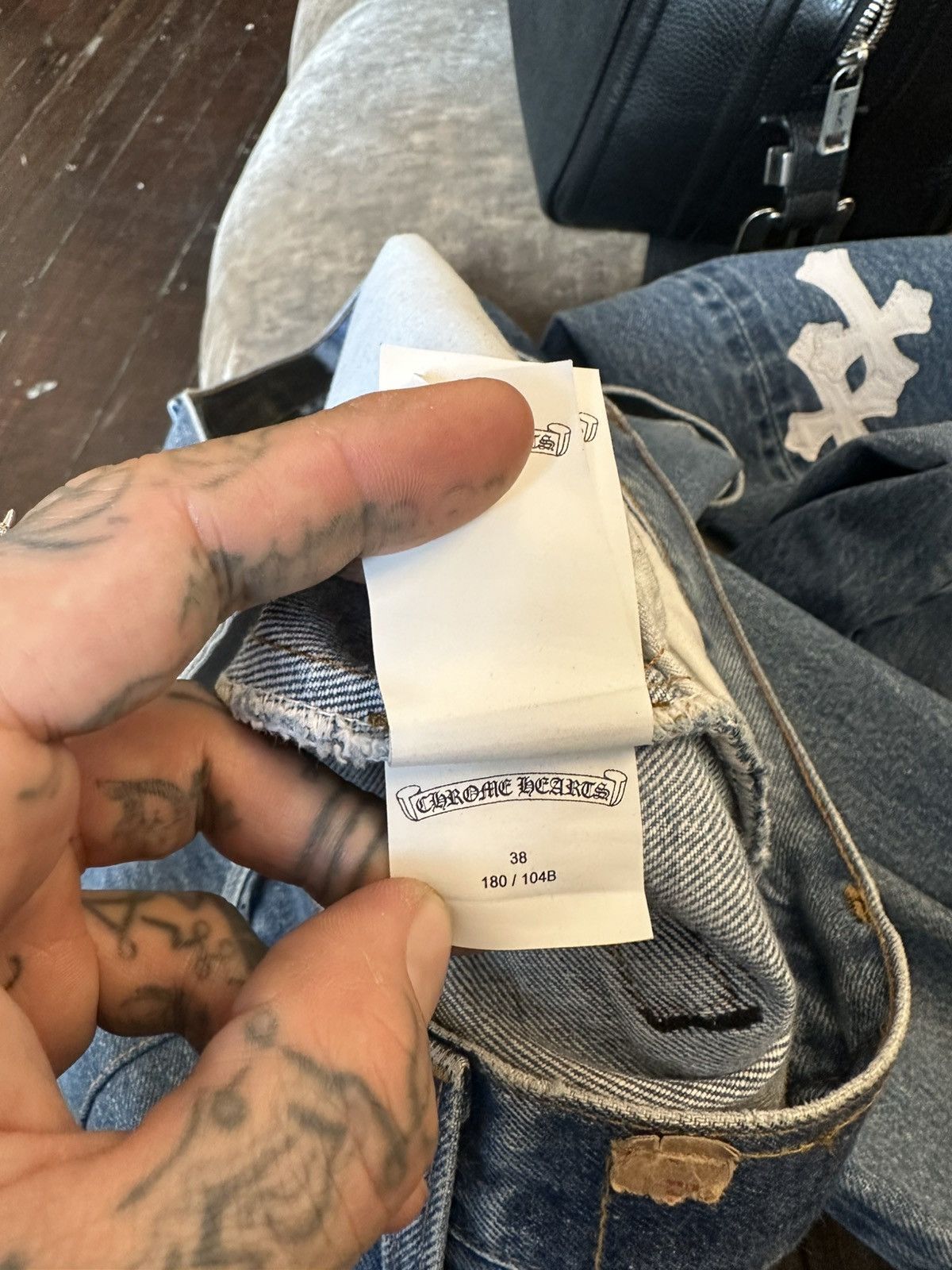 Chrome Hearts Chrome Hearts RARE white cross patch levi jeans 38 40 Size US 36 / EU 52 - 11 Thumbnail
