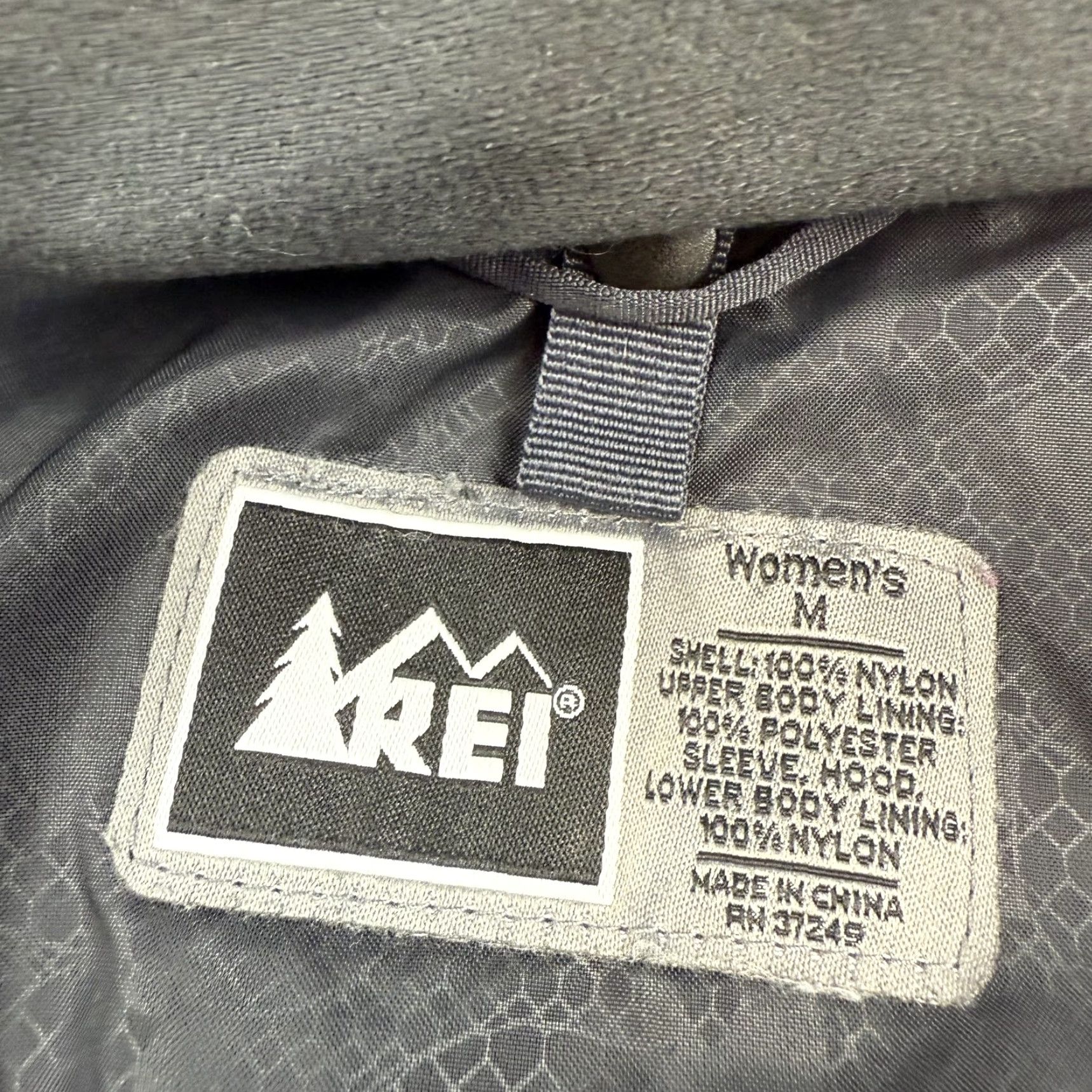 Vintage REI Elements Jacket Womens Medium Black Hooded Waterproof Parka Coat Outdoor Size M / US 6-8 / IT 42-44 - 6 Thumbnail