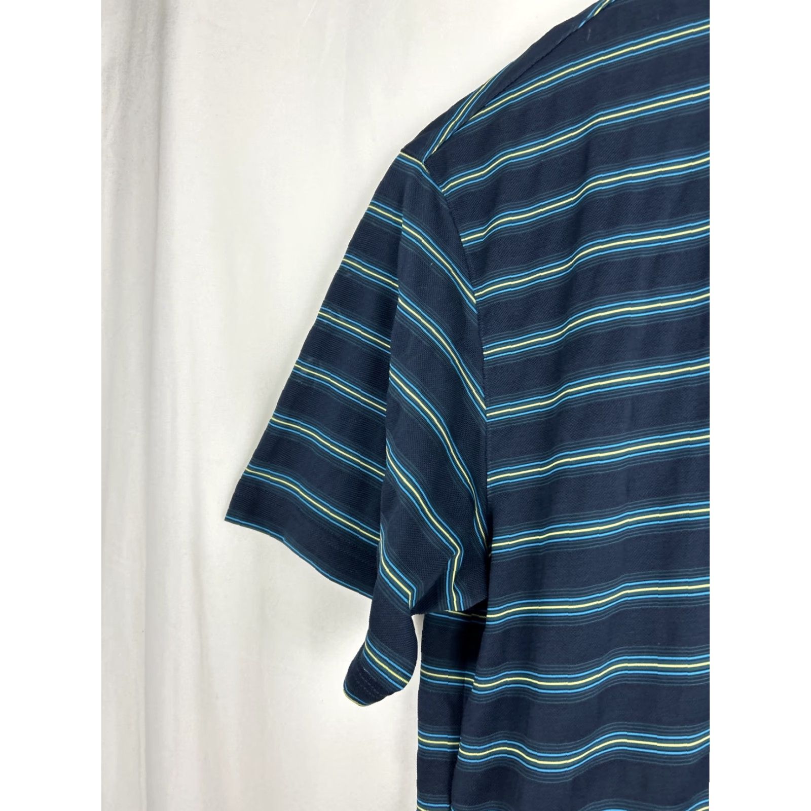 Nike Nike Golf Polo Shirt Mens XXL Blue Stripes Short Sleeve 231591-414 Polo Golf Shirt Mens XXL Blue Stripes Short Sleeve 231591-414 Size US XXL / EU 58 / 5 - 2 Thumbnail