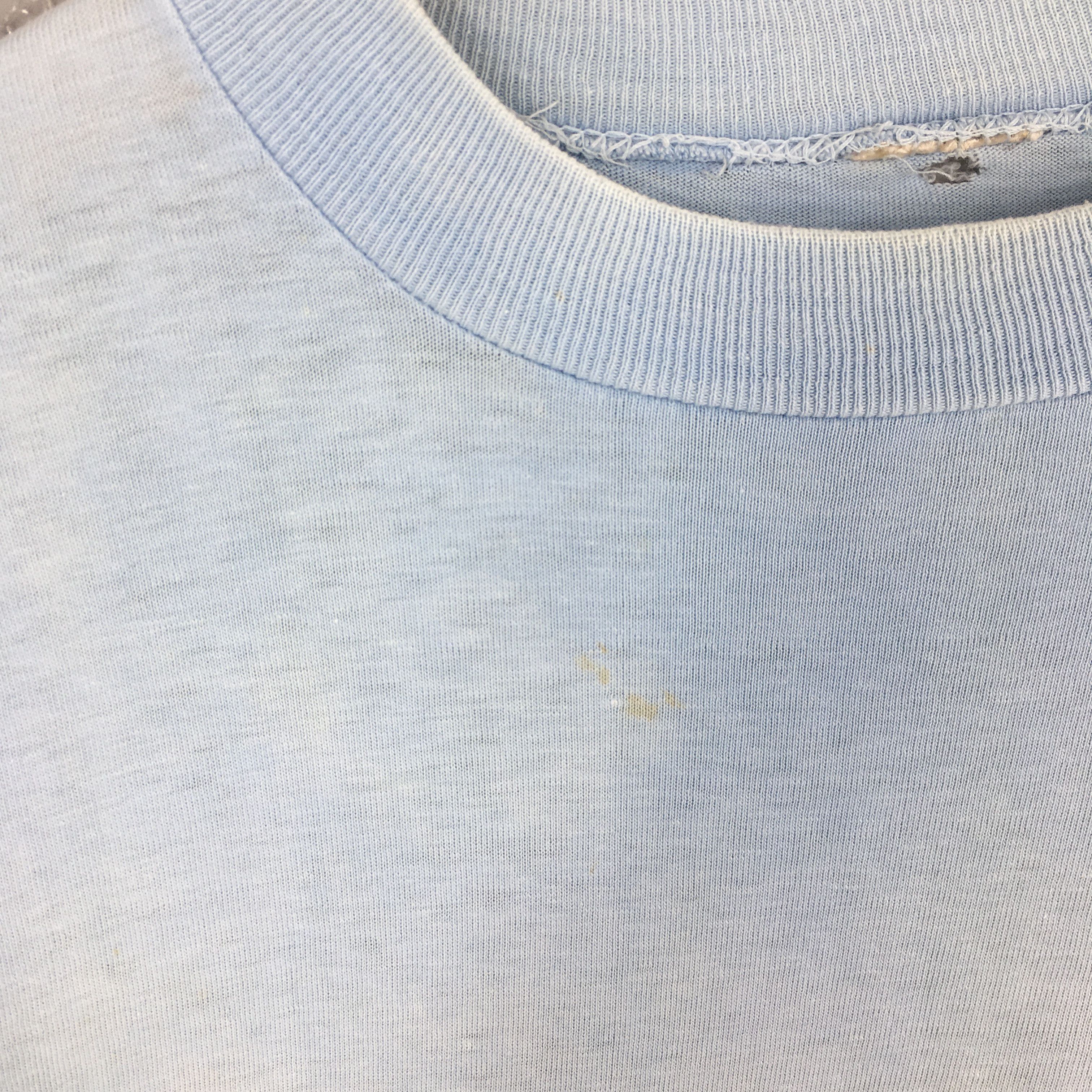 Hang Ten Vintage 1980's Hang Ten Surfing Footprint T shirt M Size US M / EU 48-50 / 2 - 8 Thumbnail