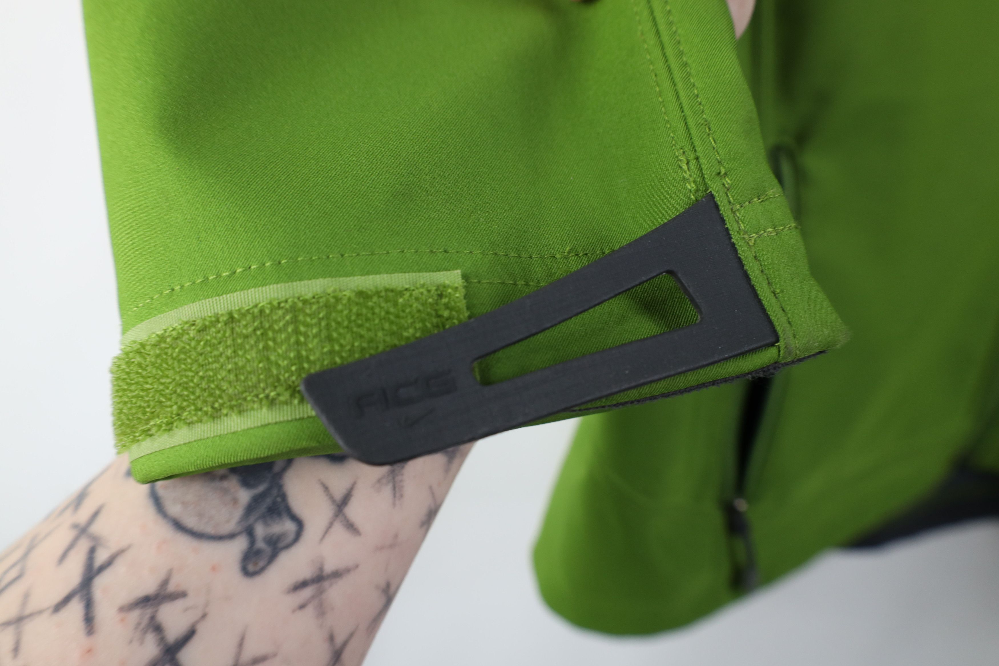Nike Vintage Y2K Nike ACG Fleece Lined Softshell Jacket Green Size L / US 10 / IT 46 - 9 Thumbnail