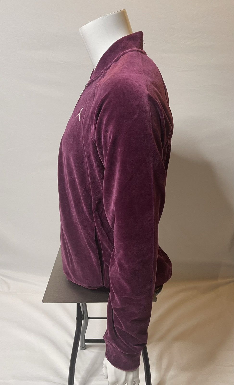 Jordan Brand Nike sb Air Jordan Velour Full Zip yeezy supreme kith Size US M / EU 48-50 / 2 - 12 Thumbnail