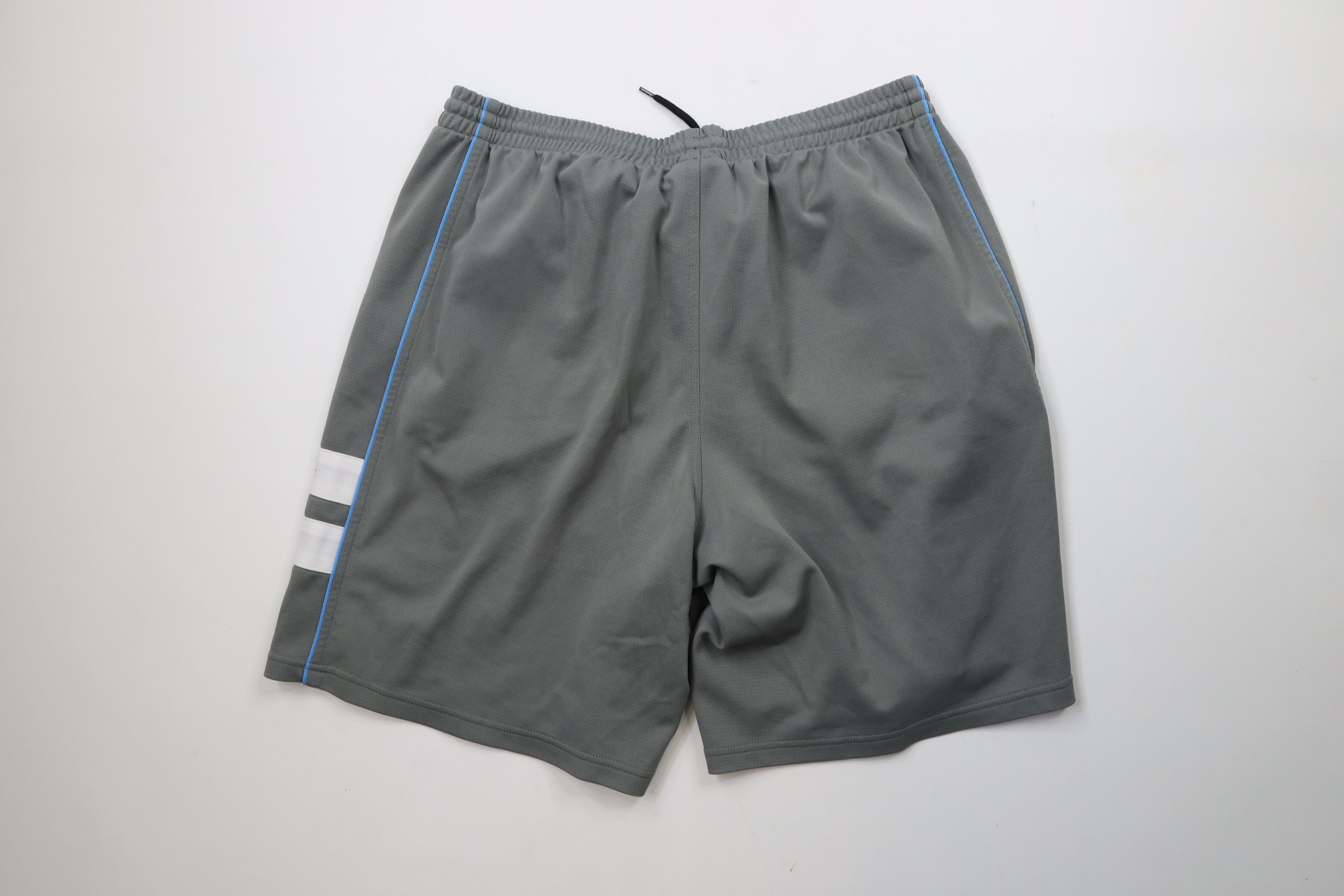 Reebok × Vintage Vintage 90s Reebok Block Classic Logo Above Knee Shorts Gray Size US 36 / EU 52 - 8 Thumbnail