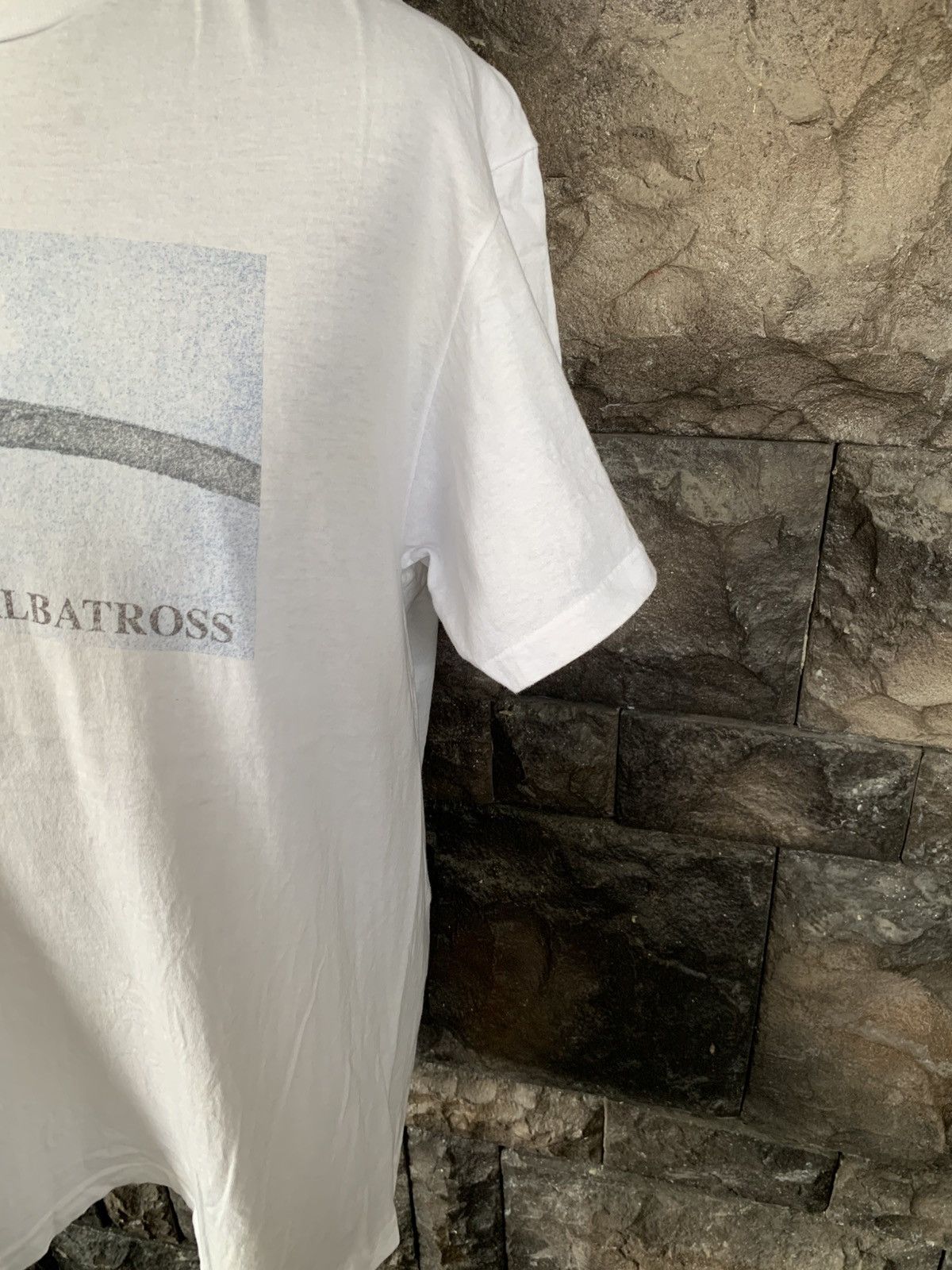 Arts & Science Vintage 90s Albatross Graphics Art / Magazine Style T shirt Size US L / EU 52-54 / 3 - 4 Thumbnail