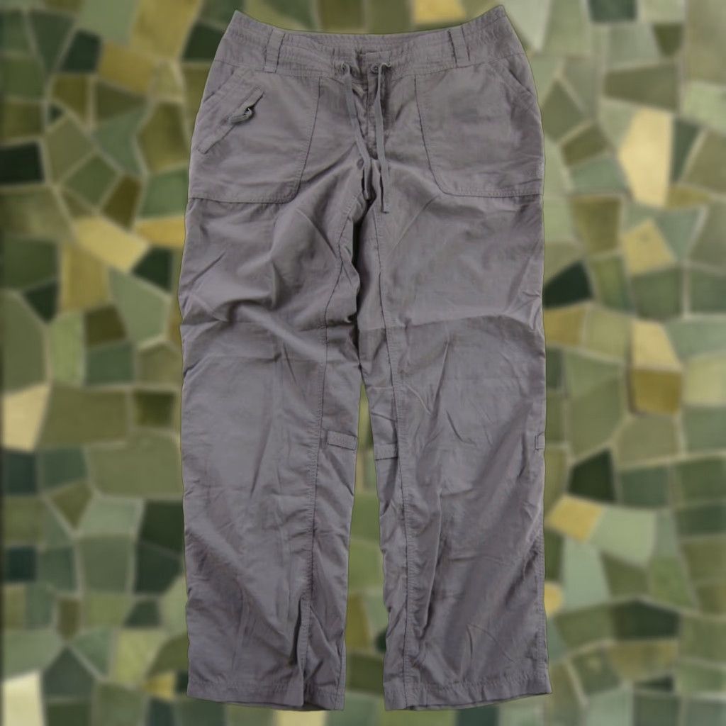 The North Face The North Face Grey 100% Nylon Hike Travel Roll Up Cargo Pant Women Size 14 Size 36" / US 14 / IT 50 - 1 Thumbnail