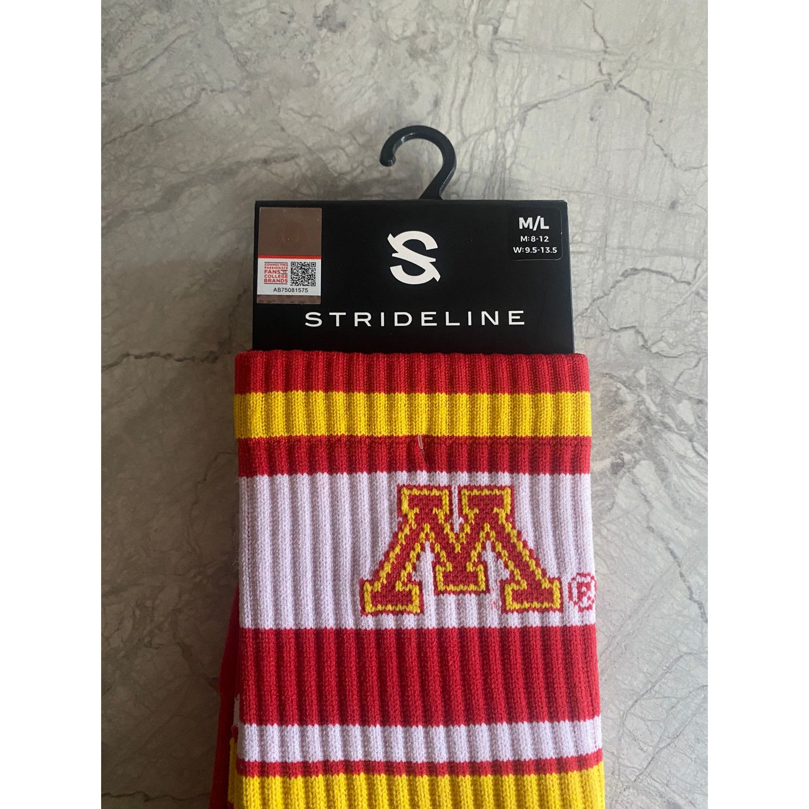NCAA NWT Minnesota Gophers Knit Crew Length Socks Size M/L (8-12) Size ONE SIZE - 2 Thumbnail