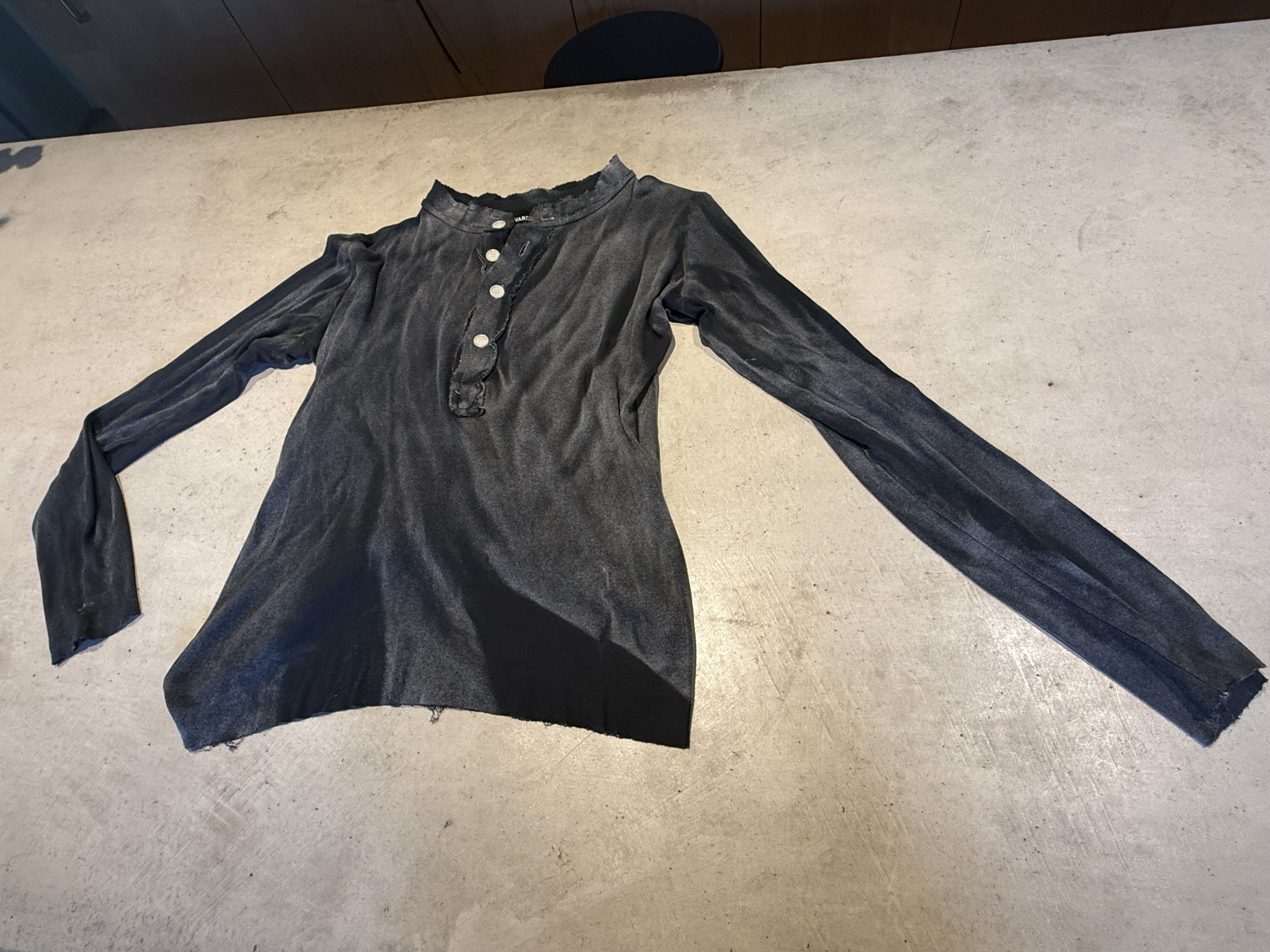 Edward Cuming Edward Cuming Black Raw Stack Henley Size US XL / EU 56 / 4 - 6 Thumbnail