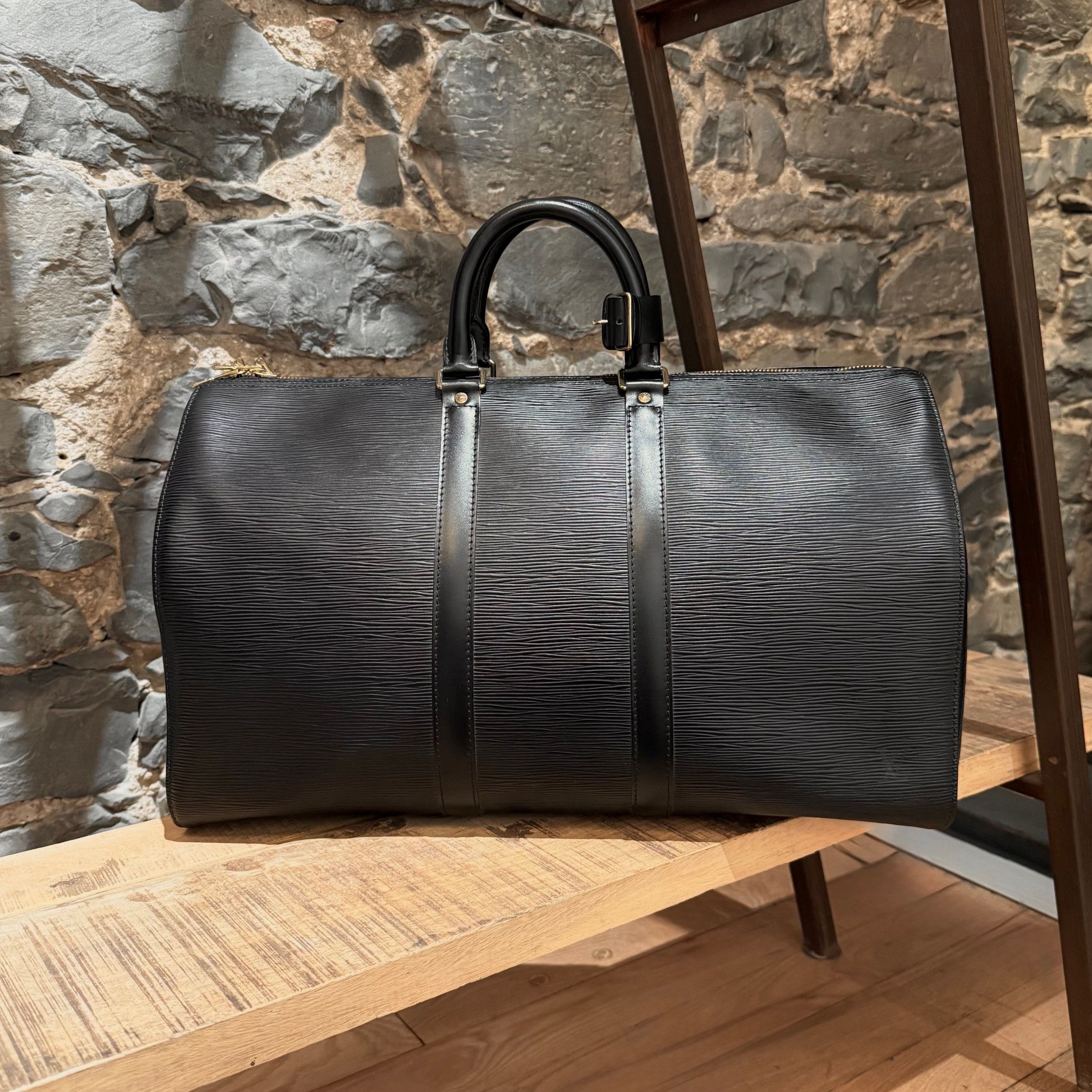 Louis Vuitton Louis Vuitton Vintage Black Epi Keepall 50 Duffle Bag Size ONE SIZE - 3 Thumbnail