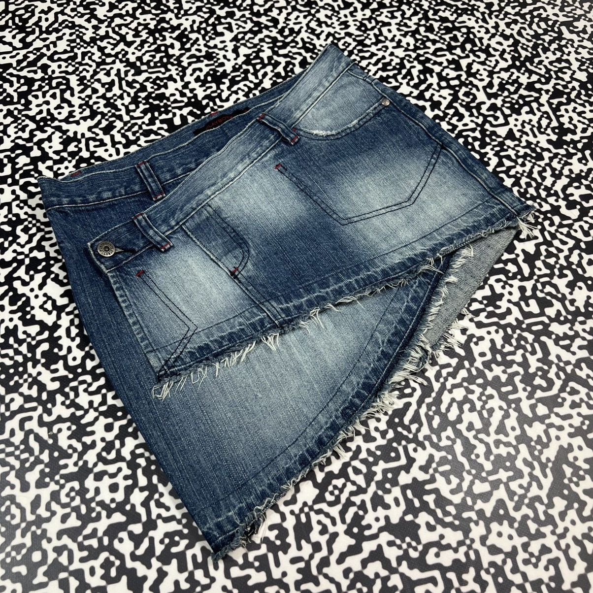 Playboy Vintage Y2K Playboy Sexy Style Denim Japanese Mini Skirt Size 28" / US 6 / IT 42 - 8 Thumbnail
