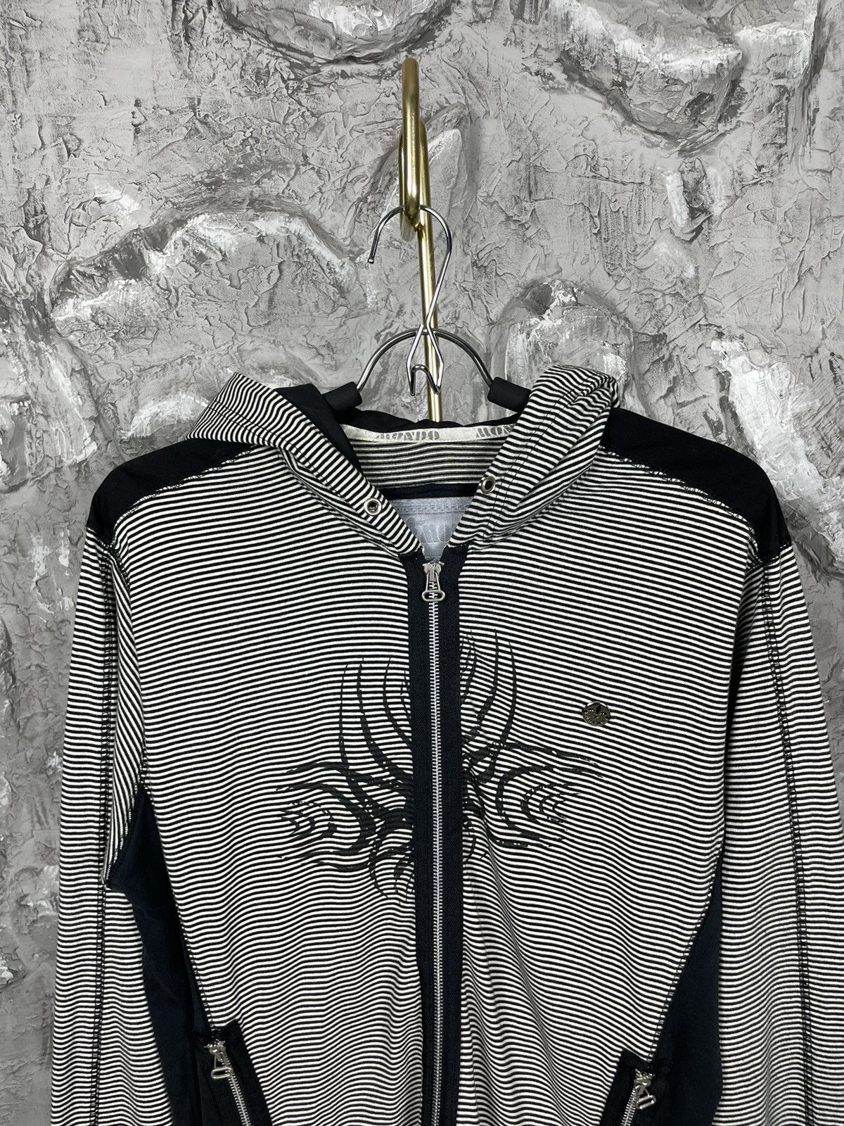 20471120 Striped Y2K Zip Tribal Hoodie Affliction Style Size US M / EU 48-50 / 2 - 6 Thumbnail