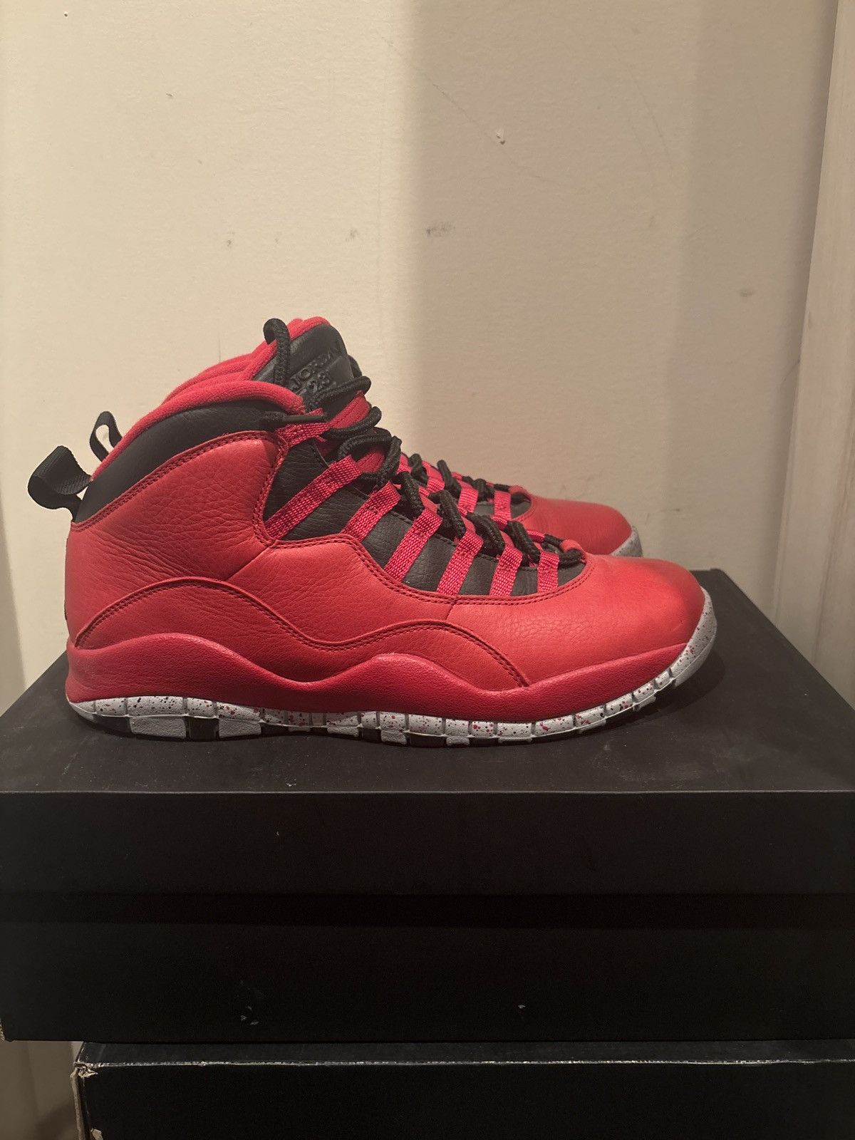 Jordan Brand Jordan 10 Bulls Over Broadway Size US 10 / EU 43 - 1 Thumbnail