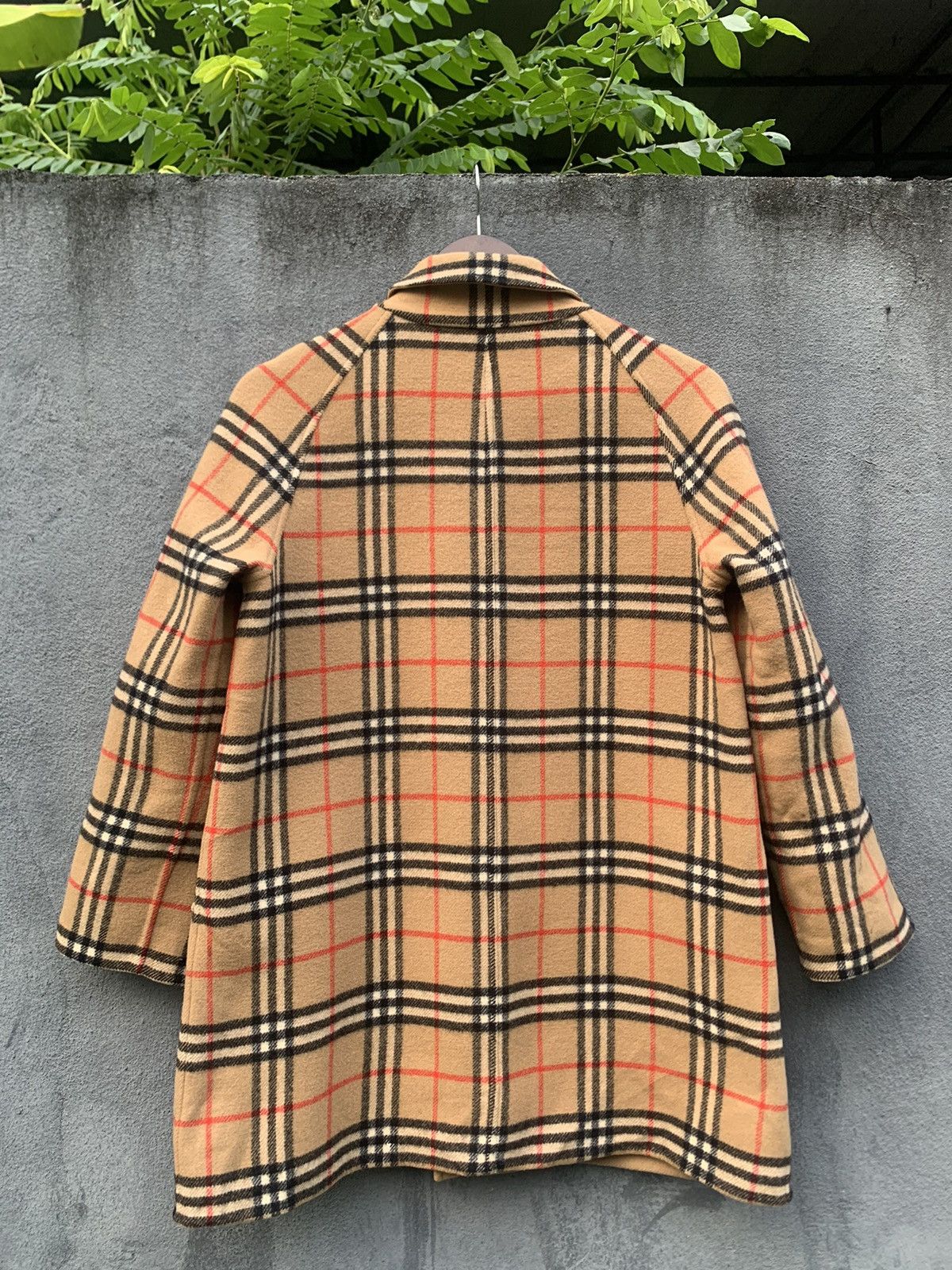 Burberry 🔥BURBERRYS NOVA CHECK WOOL REVERSIBLE JACKET (WOMAN) Size US M / EU 48-50 / 2 - 9 Thumbnail