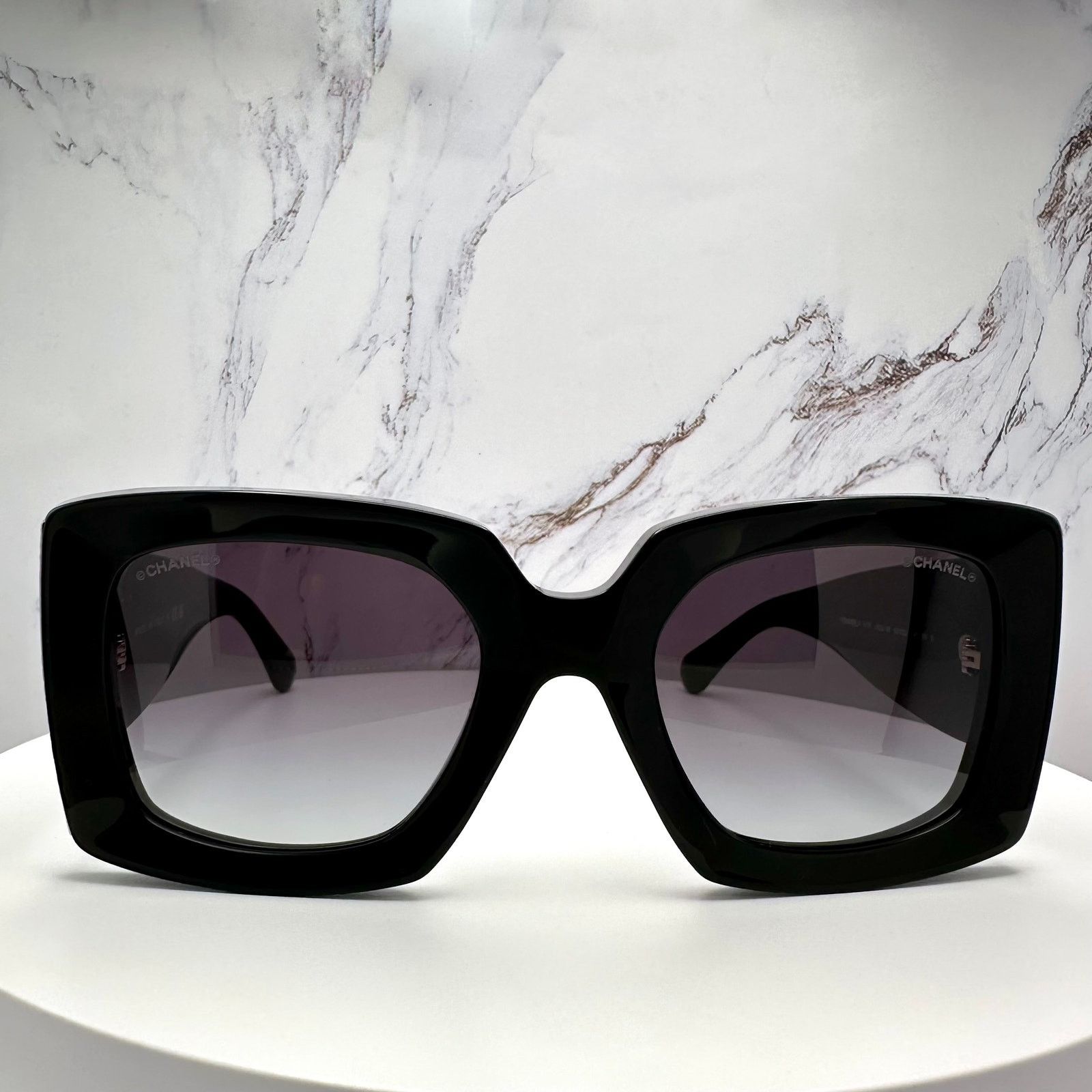 New Chanel Sunglasses Black Gold Textured Metal CC Logo
