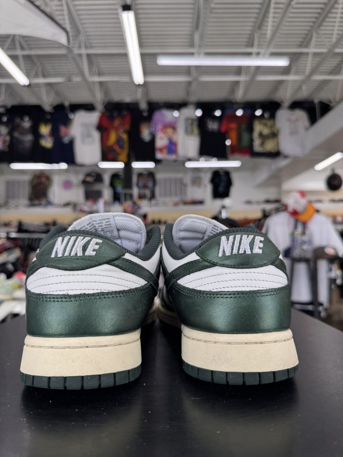 Nike Nike Dunk Low Vintage Green Size 11.5W/10M (2022) Size US 10 / EU 43 - 5 Thumbnail