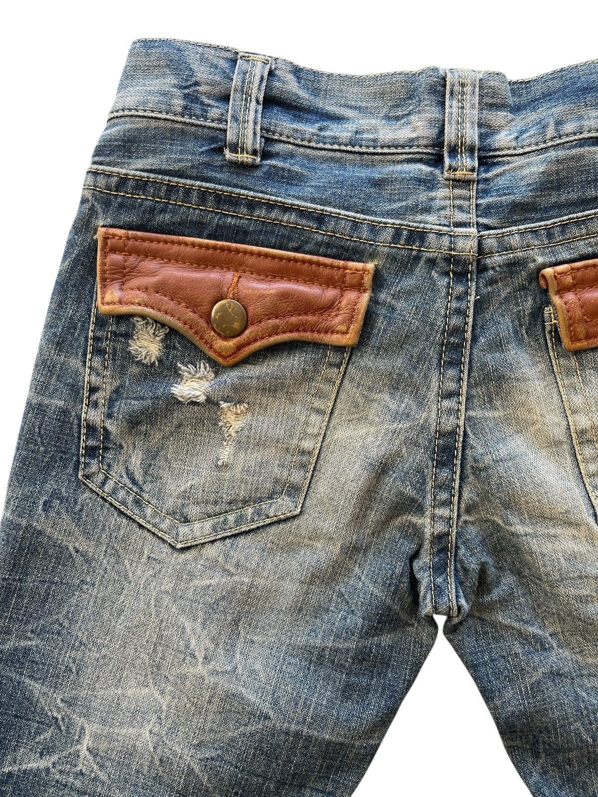 Japanese Brand Vintage Ozz First Pinball Distressed Flare Denim Size US 30 / EU 46 - 9 Thumbnail