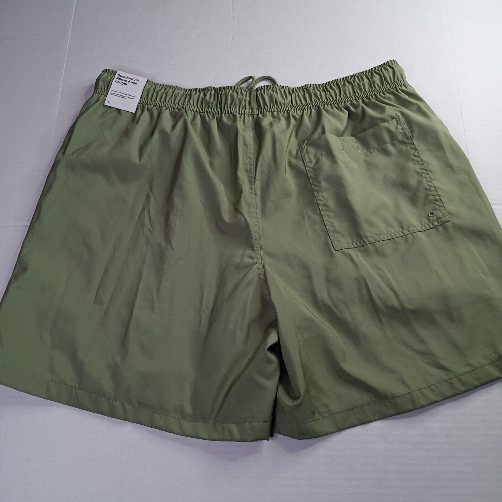 Nike Nike Men's Club Flow Relaxed Fit 6" Shorts Oil Green Size XL Size US 38 / EU 54 - 7 Thumbnail