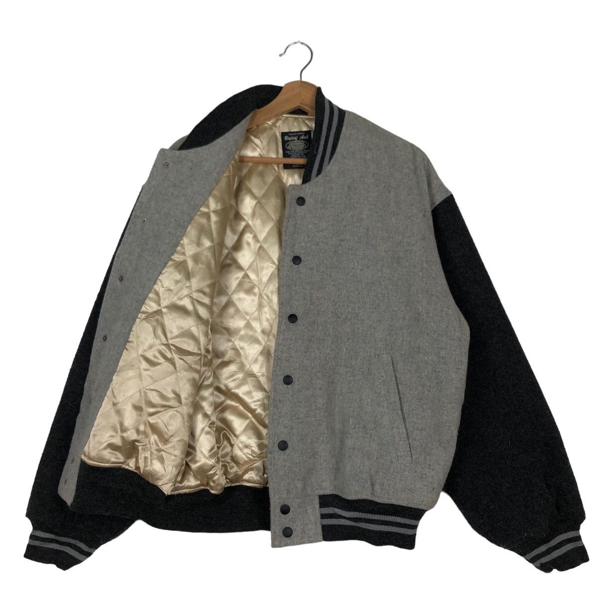 Japanese Brand 🔥90’s Vintage Varsity Jacket Bayleaf Arch Big Wing Bay.A Size US L / EU 52-54 / 3 - 9 Thumbnail