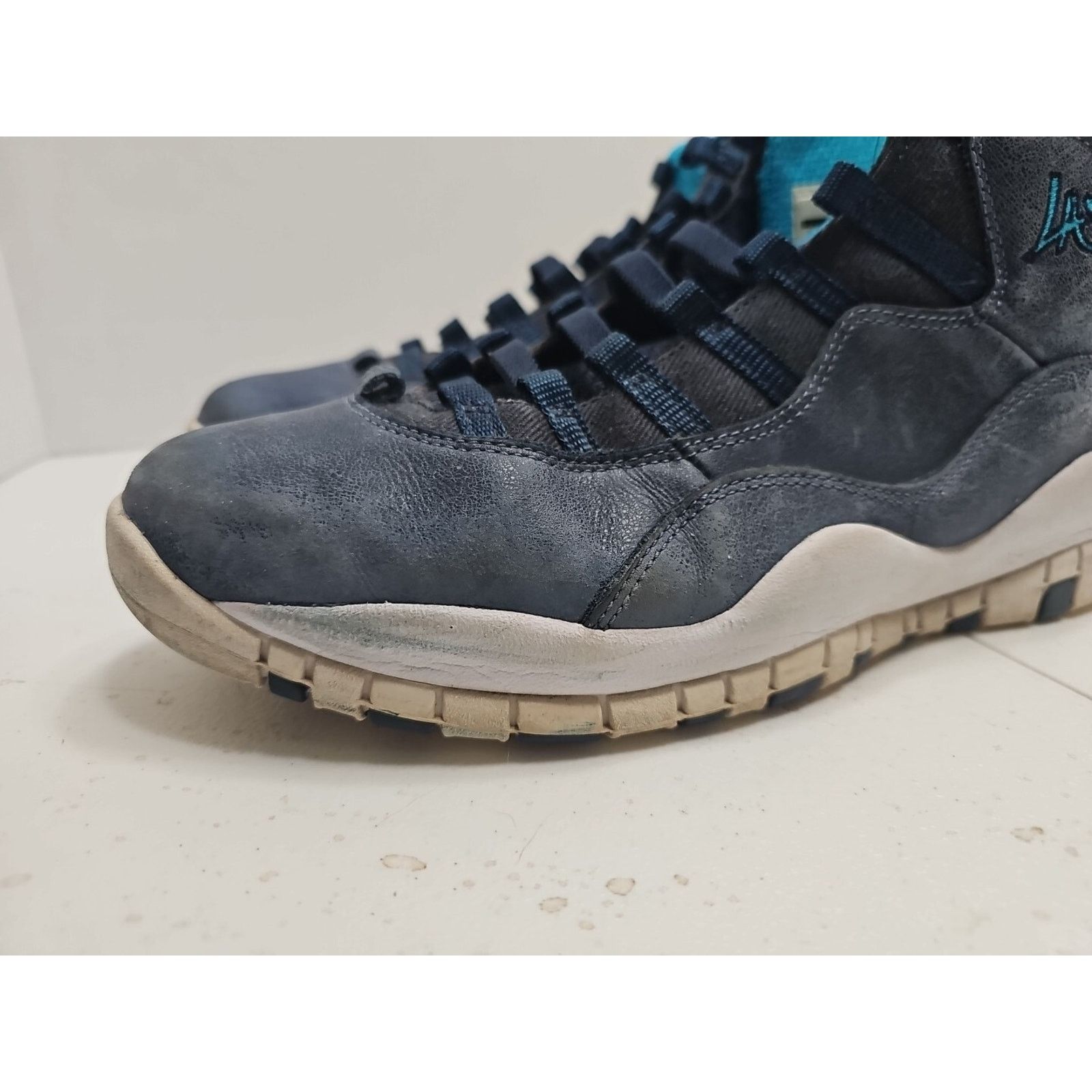 Jordan Brand Nike Air Jordan 10 X Retro LA Los Angeles Size 10 2016 3 Men Size US 10 / EU 43 - 4 Thumbnail