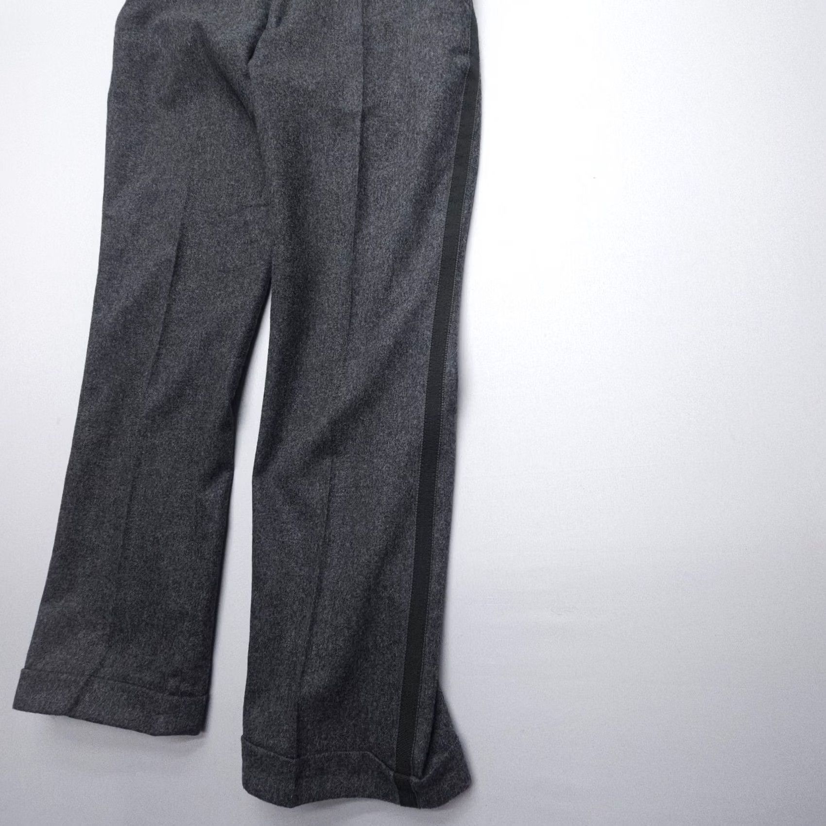 Vintage Et Vous Paris Wool Cashmere Crop Dress Pants Trousers 36 EU (USA 4) Gray Stripe Dress Pants Womens Regular Gray Cotton? Size 27" / US 4 / IT 40 - 7 Thumbnail