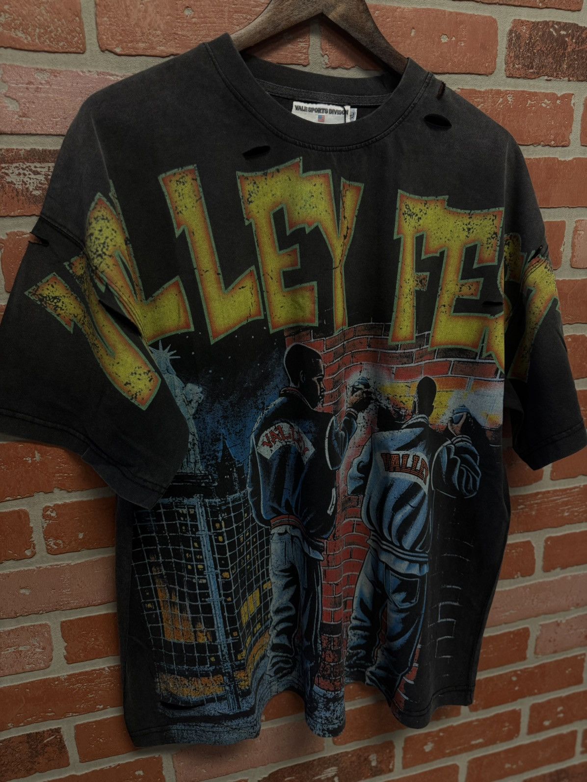 Vale Vale Valley Fest Tee Size XL (NEW) Authentic Size US XL / EU 56 / 4 - 3 Thumbnail