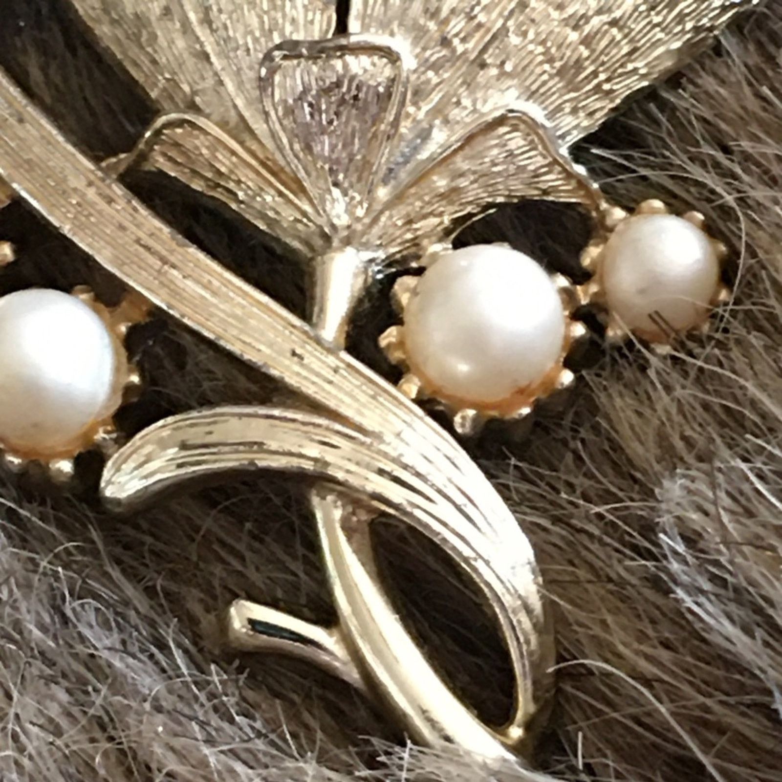 Vintage Vintage 50s Coro faux pearl gold cluster brooch Size ONE SIZE - 7 Thumbnail