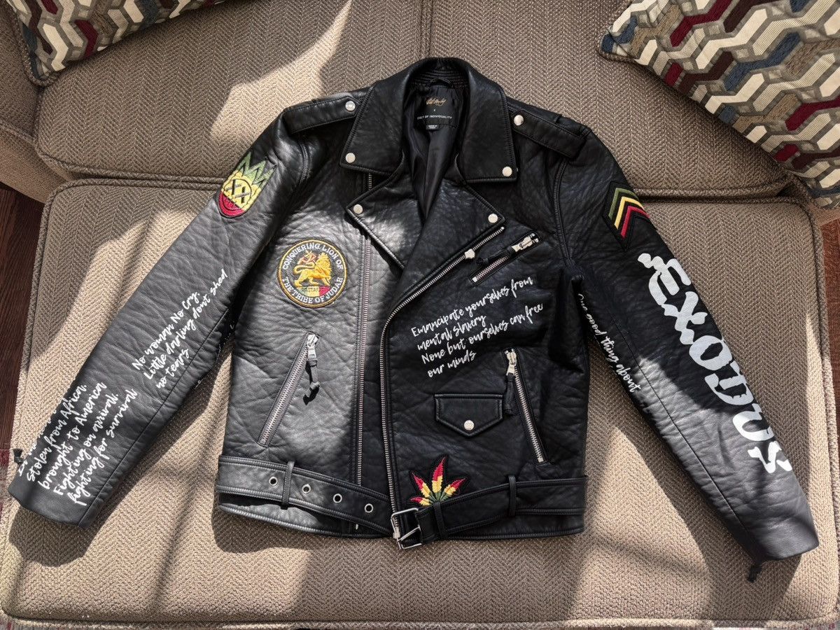 Lot - Jack Kerouac's Personally Owned Mass \u0026 Prayer Cards, image size:1200x900